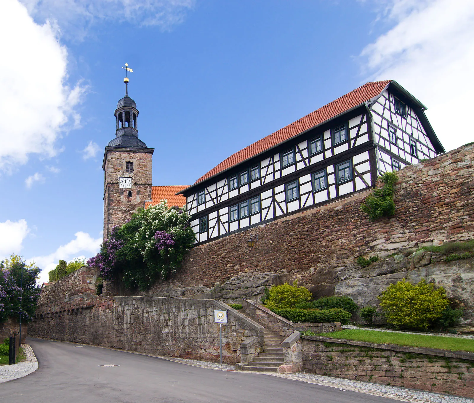 Photo showing: Churches castle Walldorf, entrance
