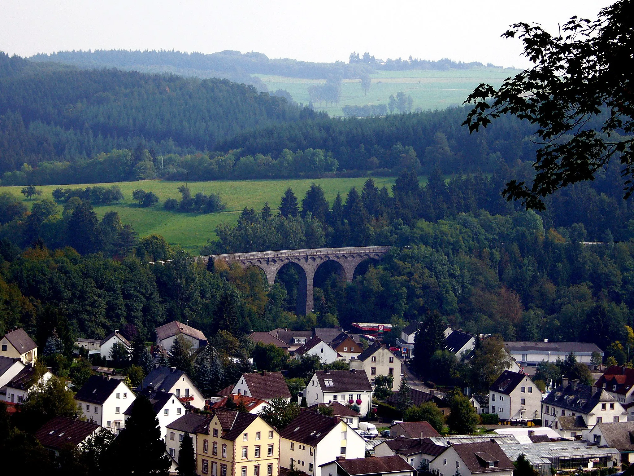 Photo showing: Eisenbahnviadukt in Daun