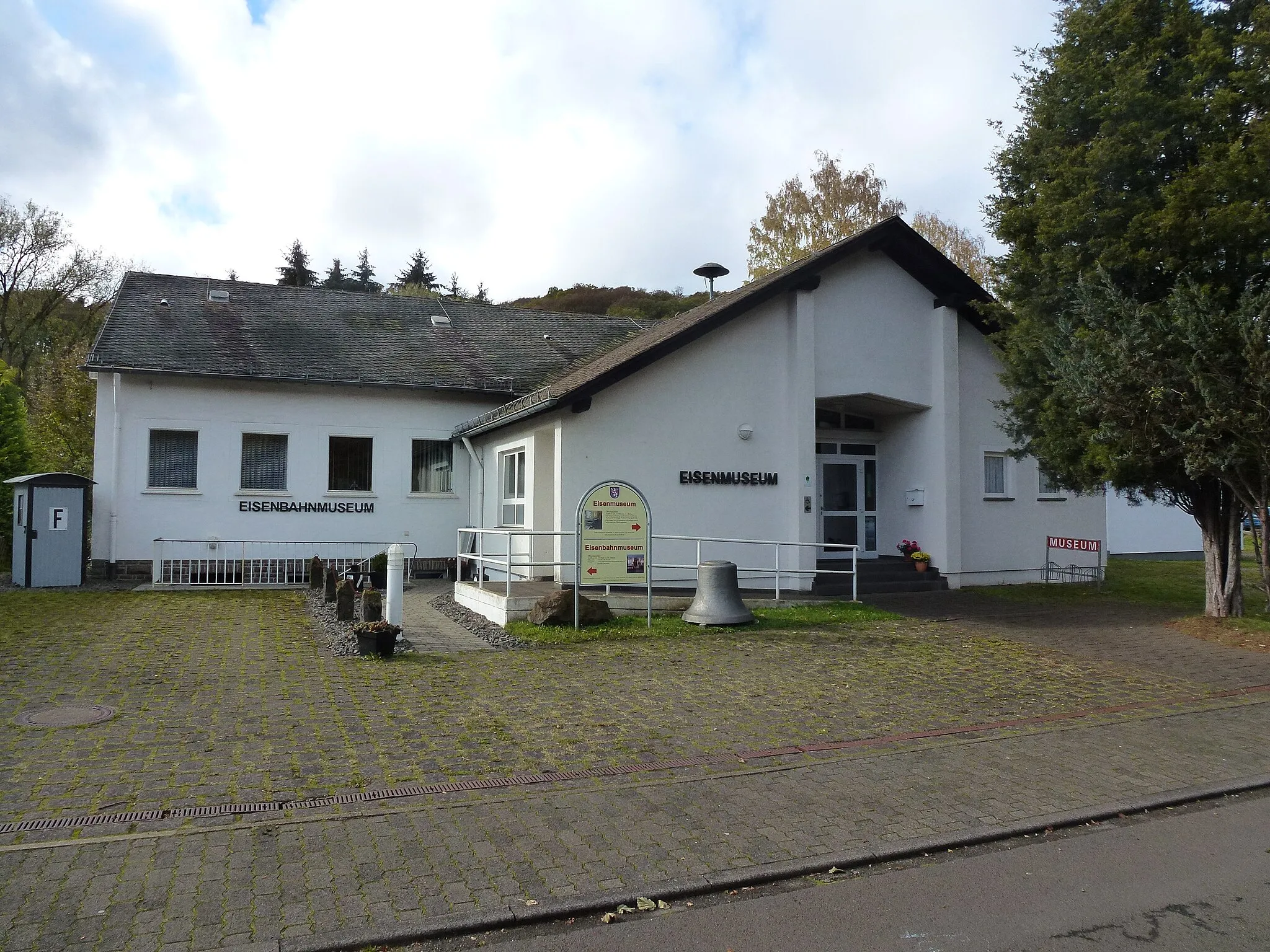 Photo showing: Eisenmuseum und Eisenbahnmuseum Jünkerath