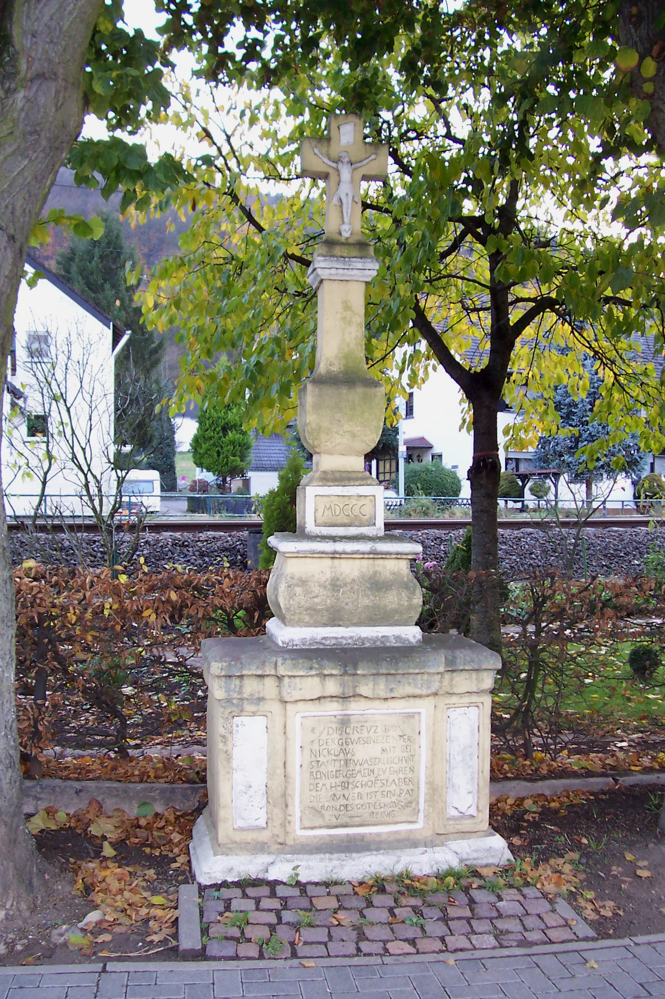 Photo showing: Wasserliesch, Reiniger Kreuz