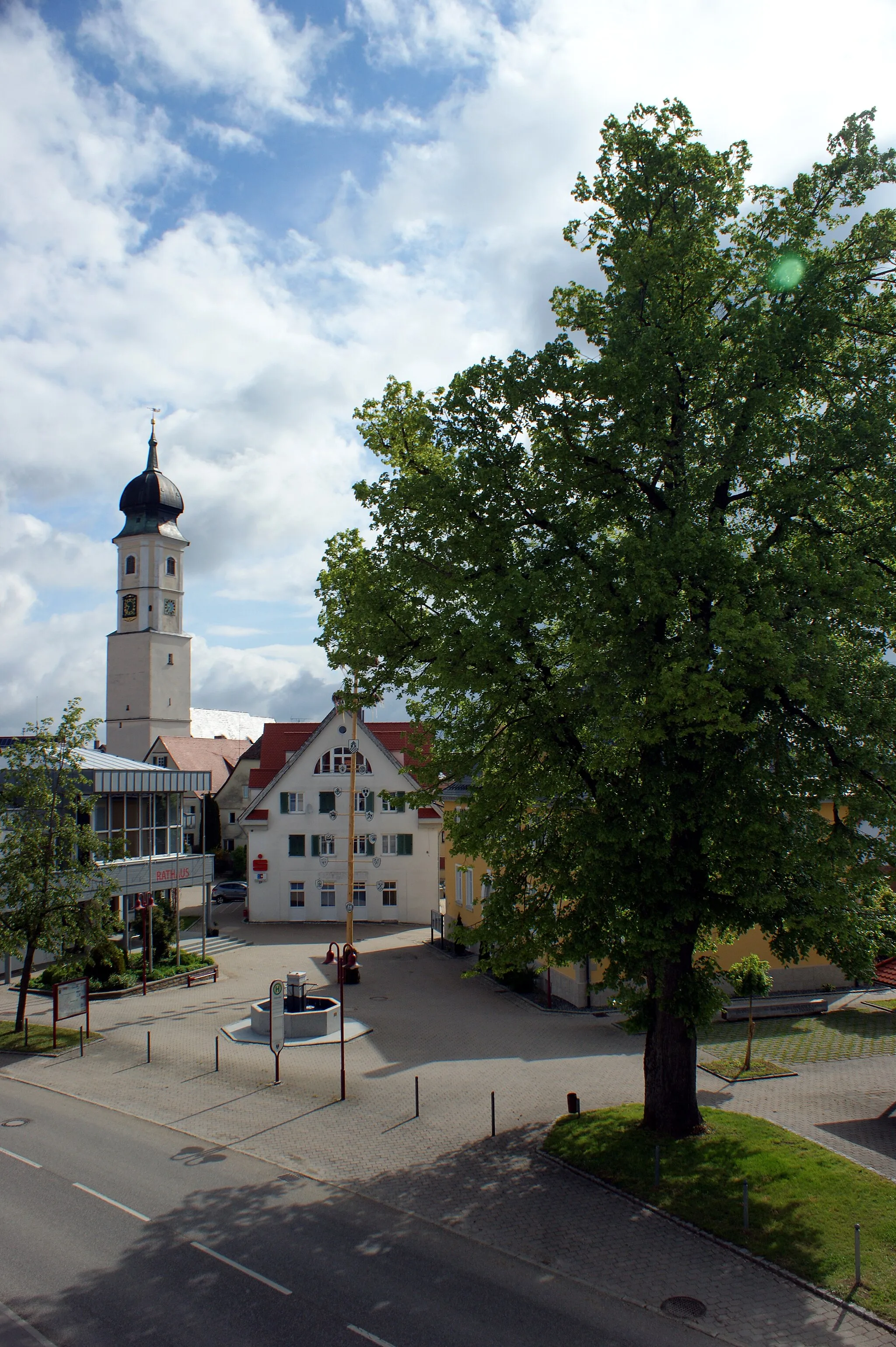 Photo showing: Ortsmitte Merklingen