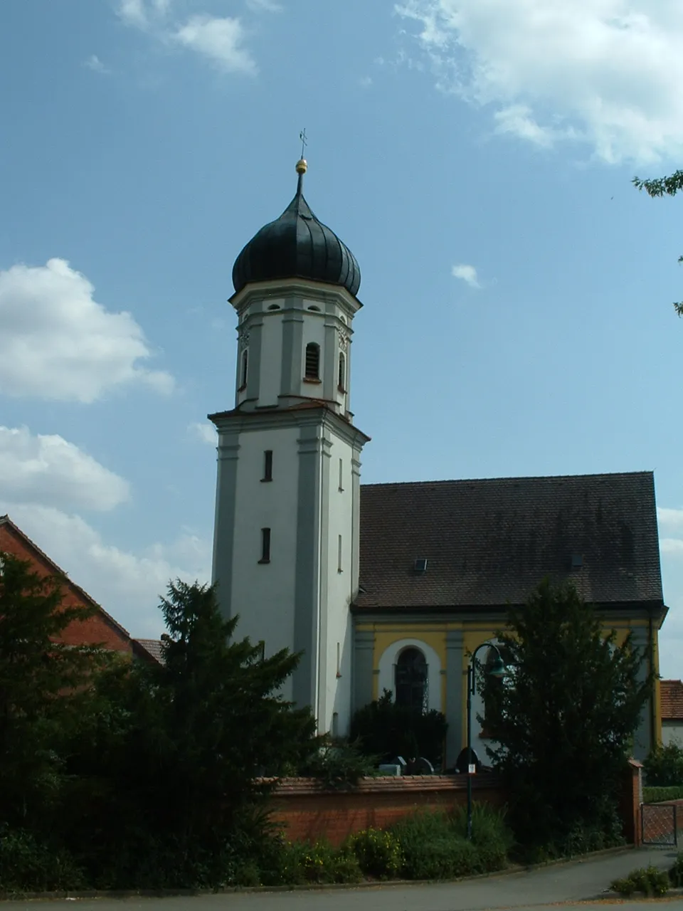 Photo showing: Walpertshofen, parish church St Pantaleon