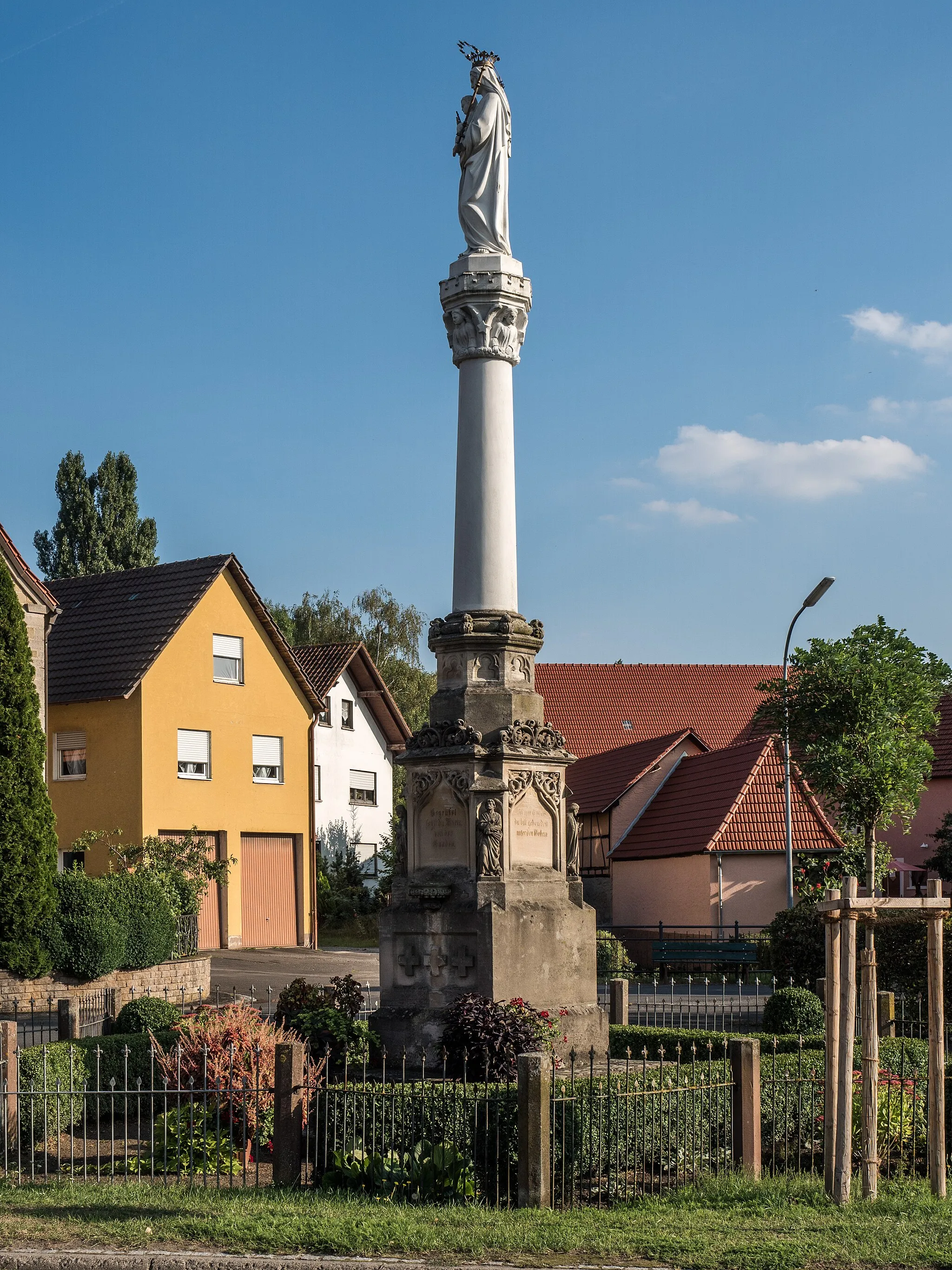 Photo showing: This is a picture of the Bavarian Baudenkmal (cultural heritage monument) with the ID