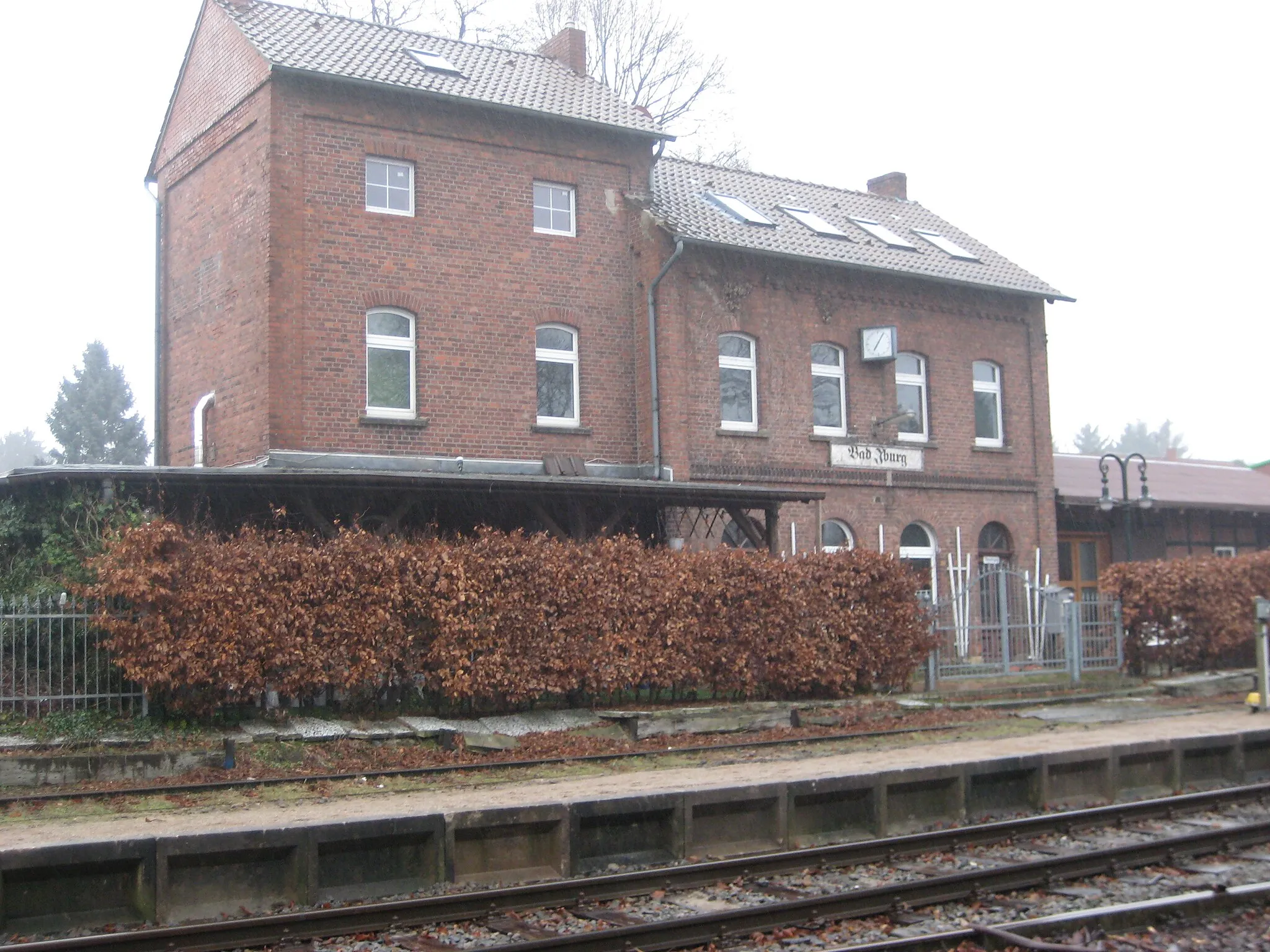 Photo showing: Ehemaliger Bahnhof der Teutoburger Wald-Eisenbahn in Bad Iburg