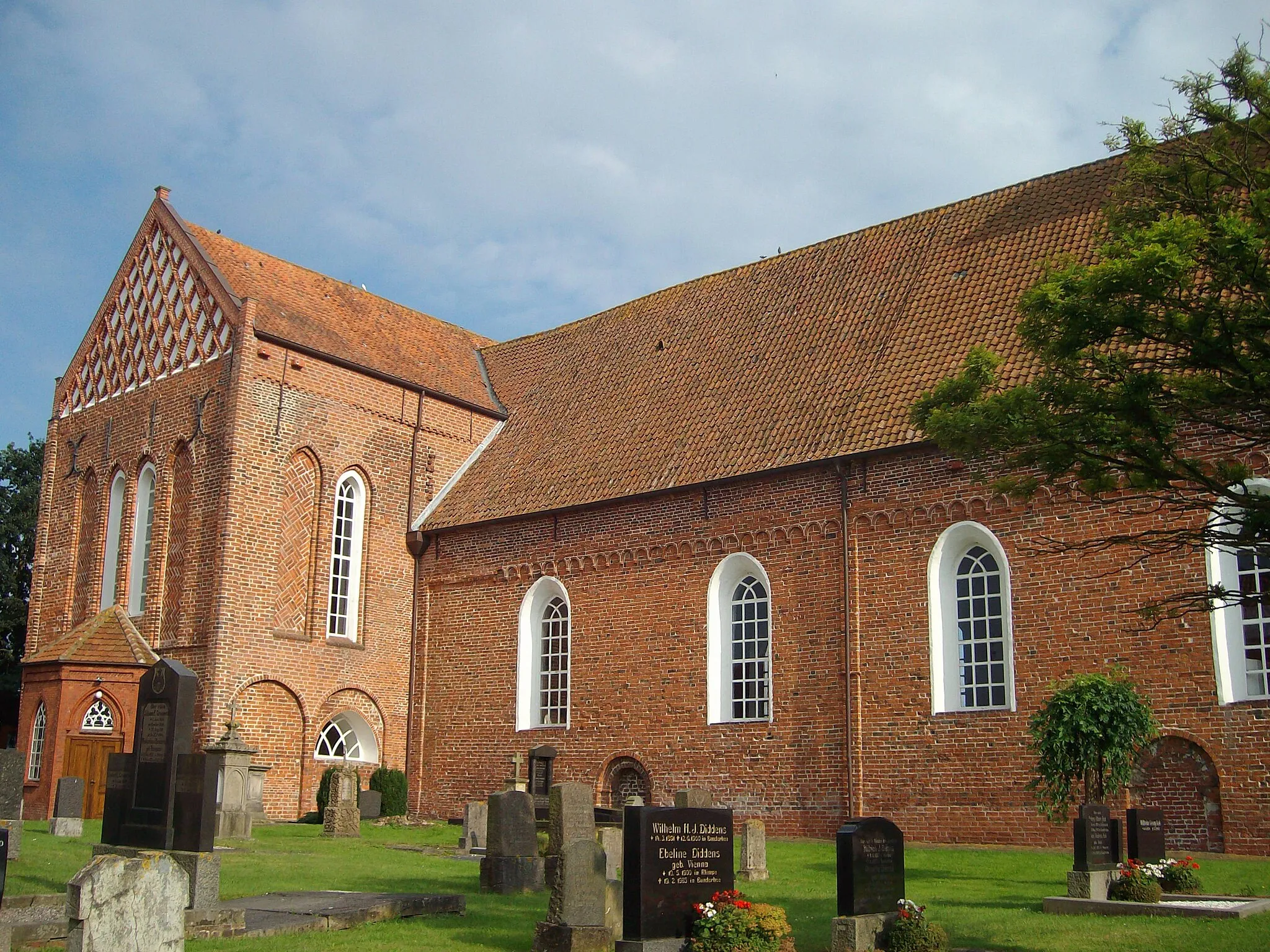 Photo showing: Historic church in Bunde, district of Leer, East Frisia, Germany