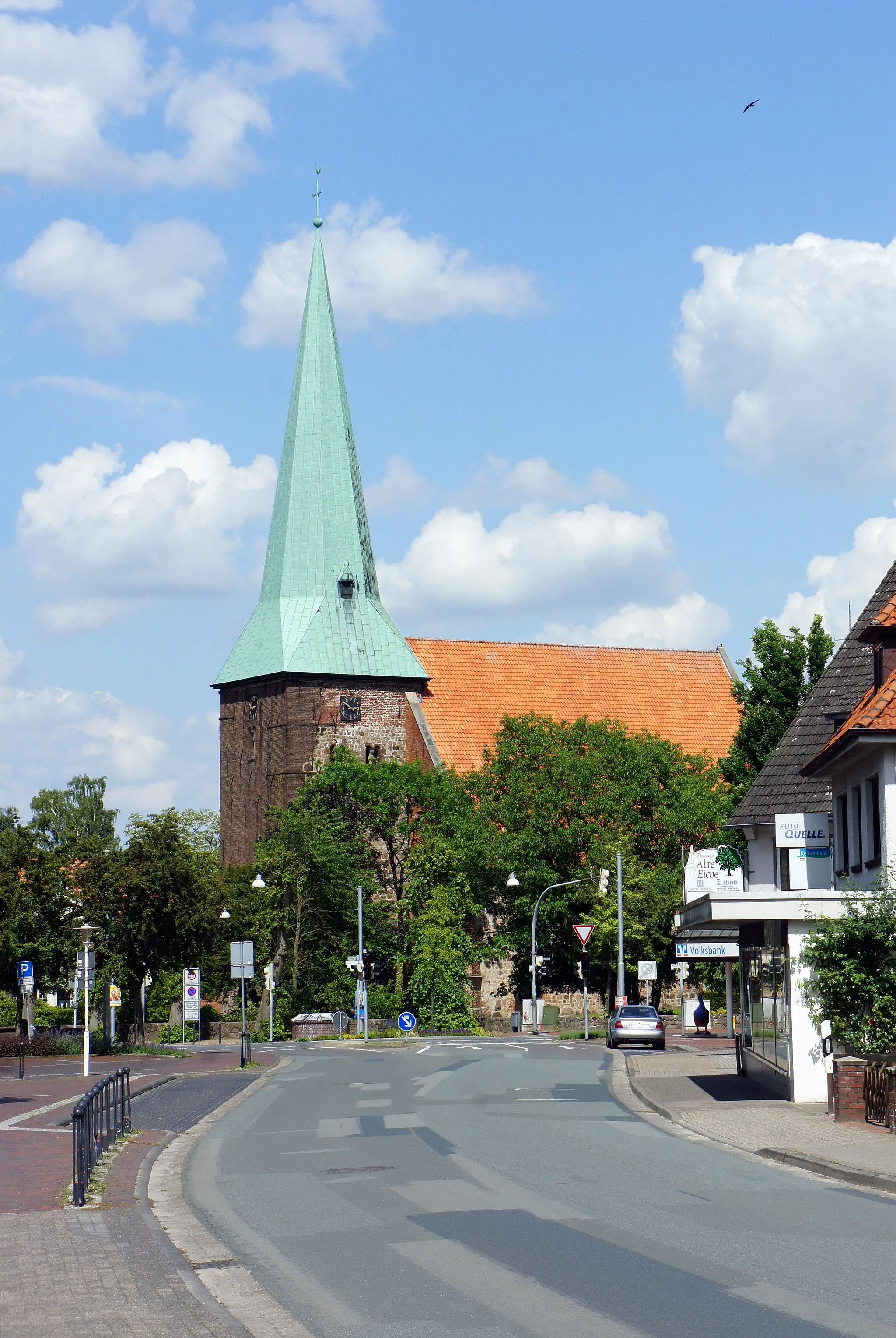 Photo showing: St. Cyprian and Cornelius Church in Ganderkesee