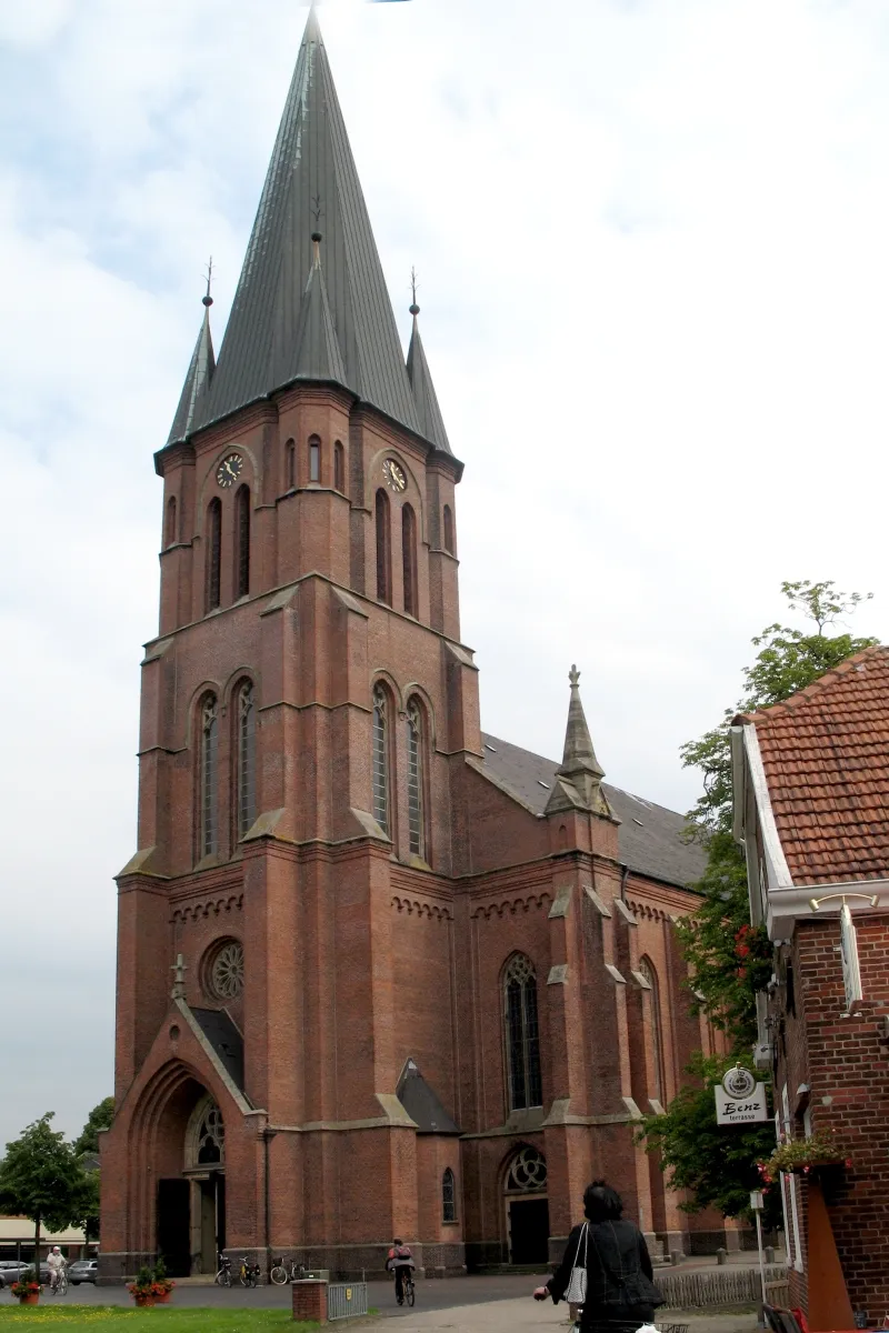 Photo showing: Papenburg, St.-Antonius-Kirche