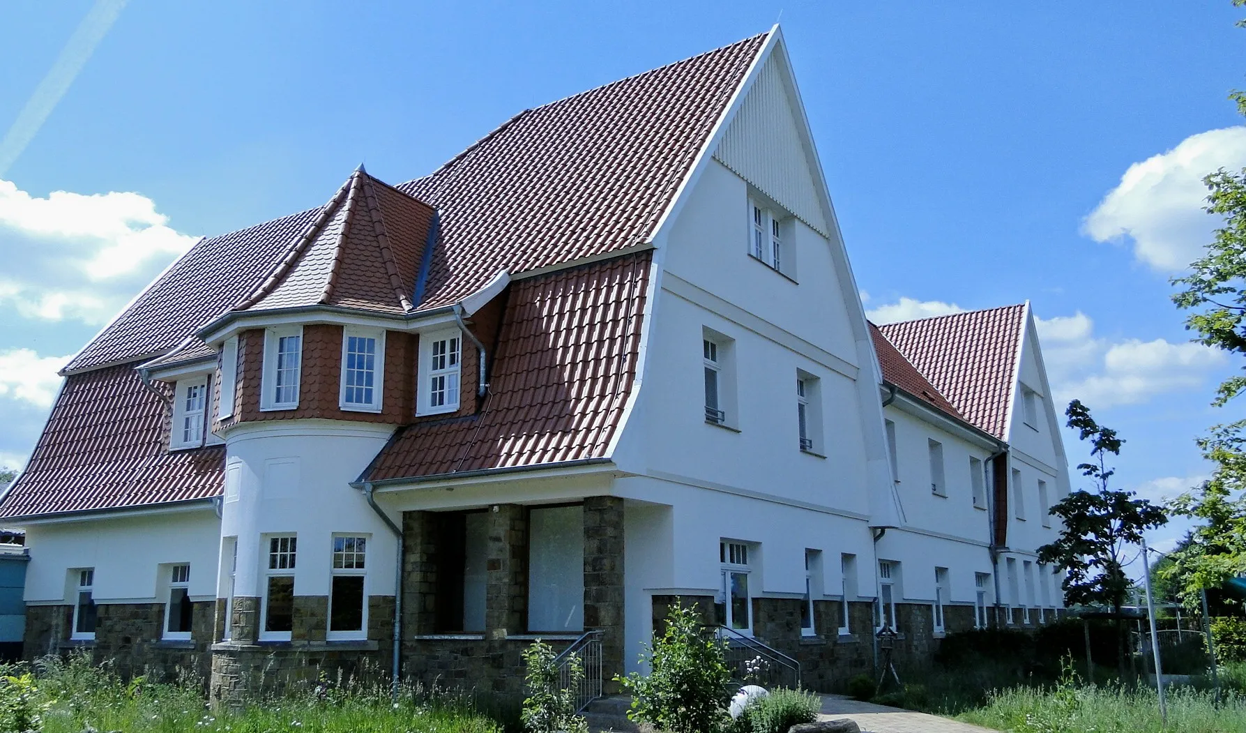Photo showing: Das historische Gebäude der Johannesschule nach der Sanierung im Jahr 2009.