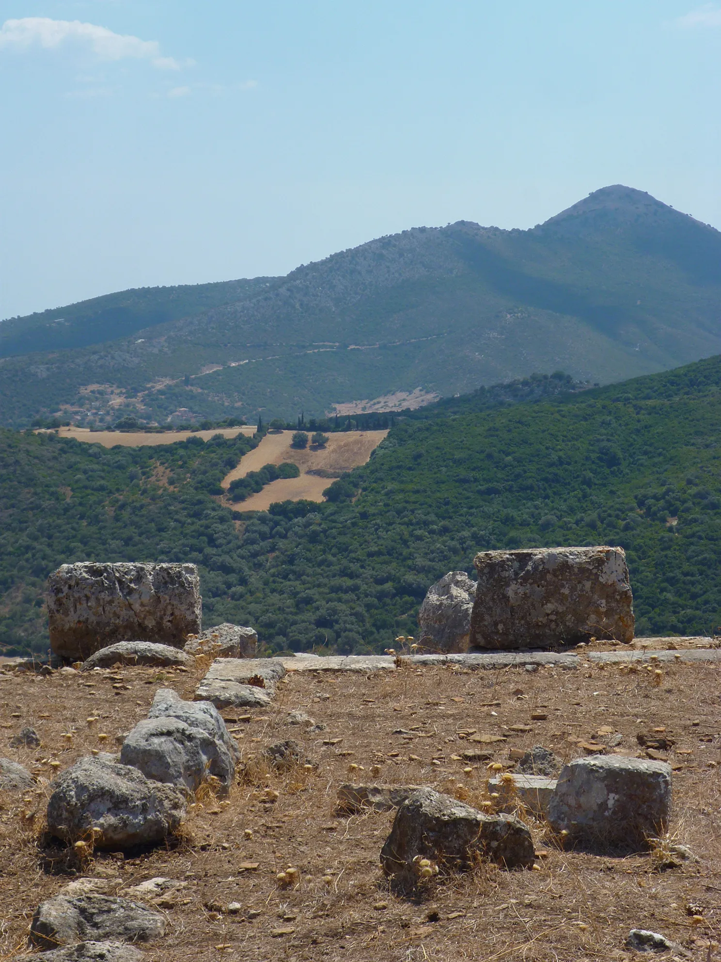 Photo showing: This is a photo of a monument in Greece identified by the ID