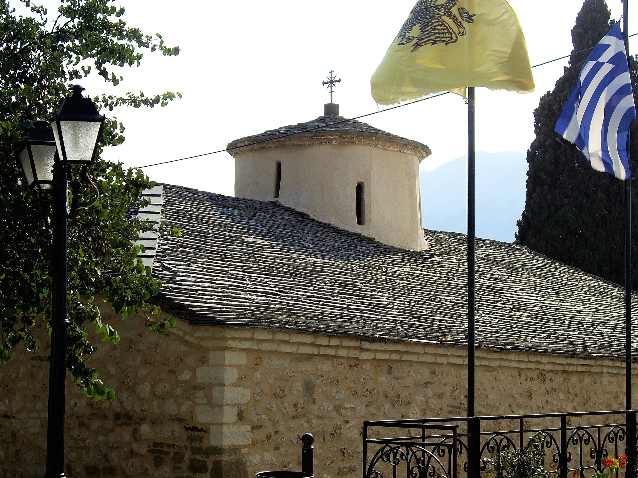 Photo showing: Church in Papadates, Thesprotiko, Preveza,Greece