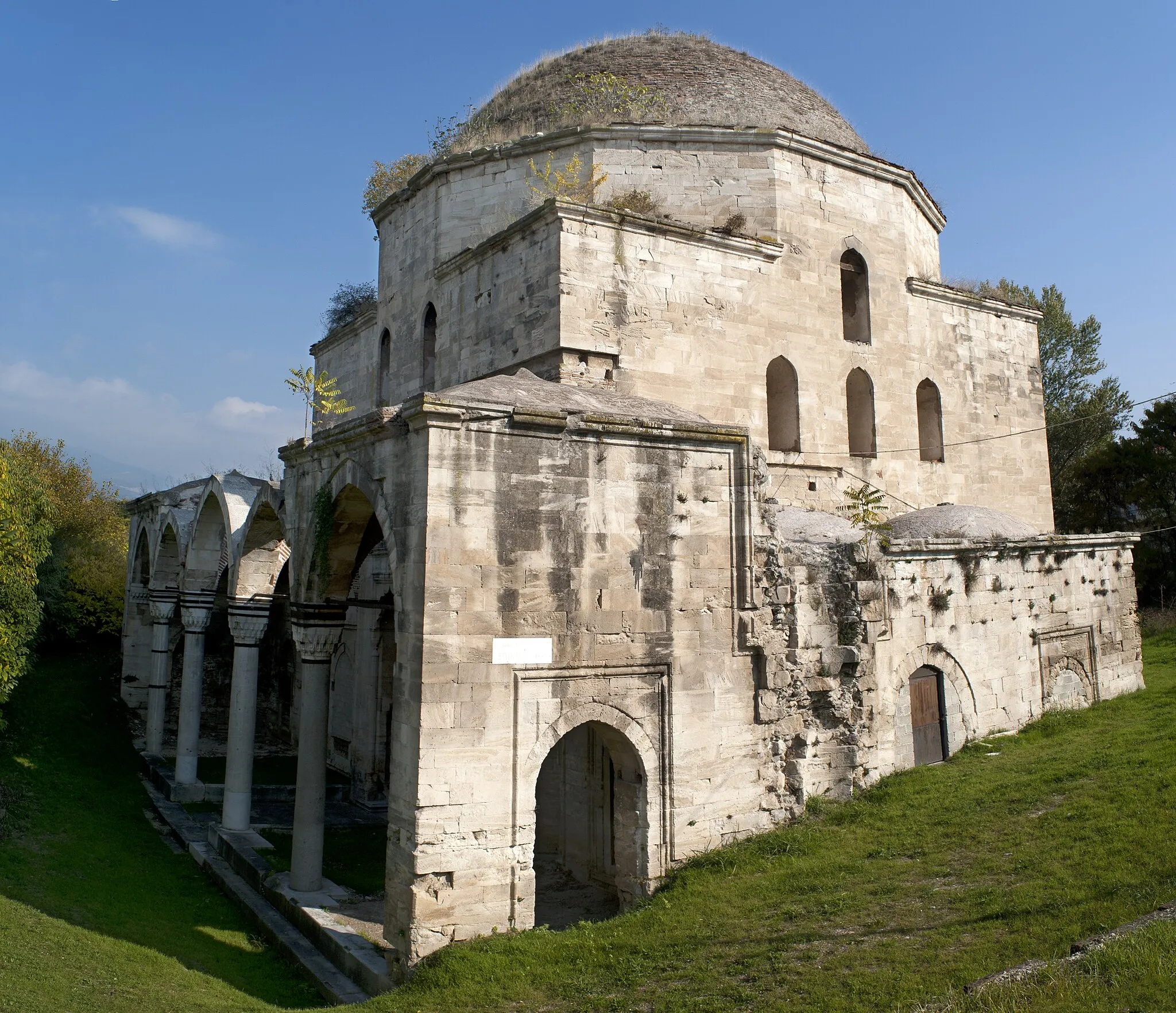 Photo showing: Ahmet Pasha mosque (build by Mehmet Bey), Serres, Greece.