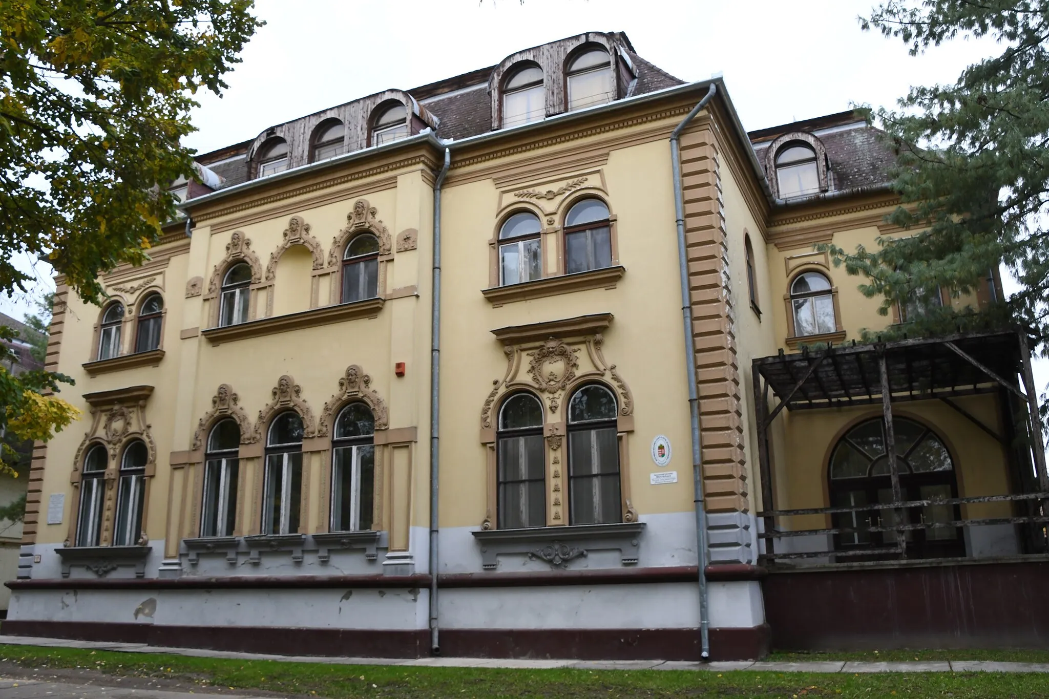 Photo showing: Dormitory of the Kelemen Mikes High-School in Battonya, Hungary