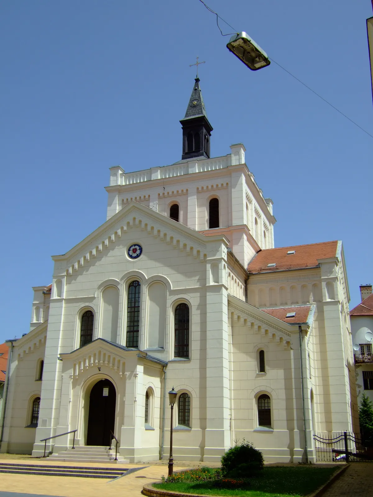 Photo showing: Ev. templom (Kecskemét, Arany János u.)