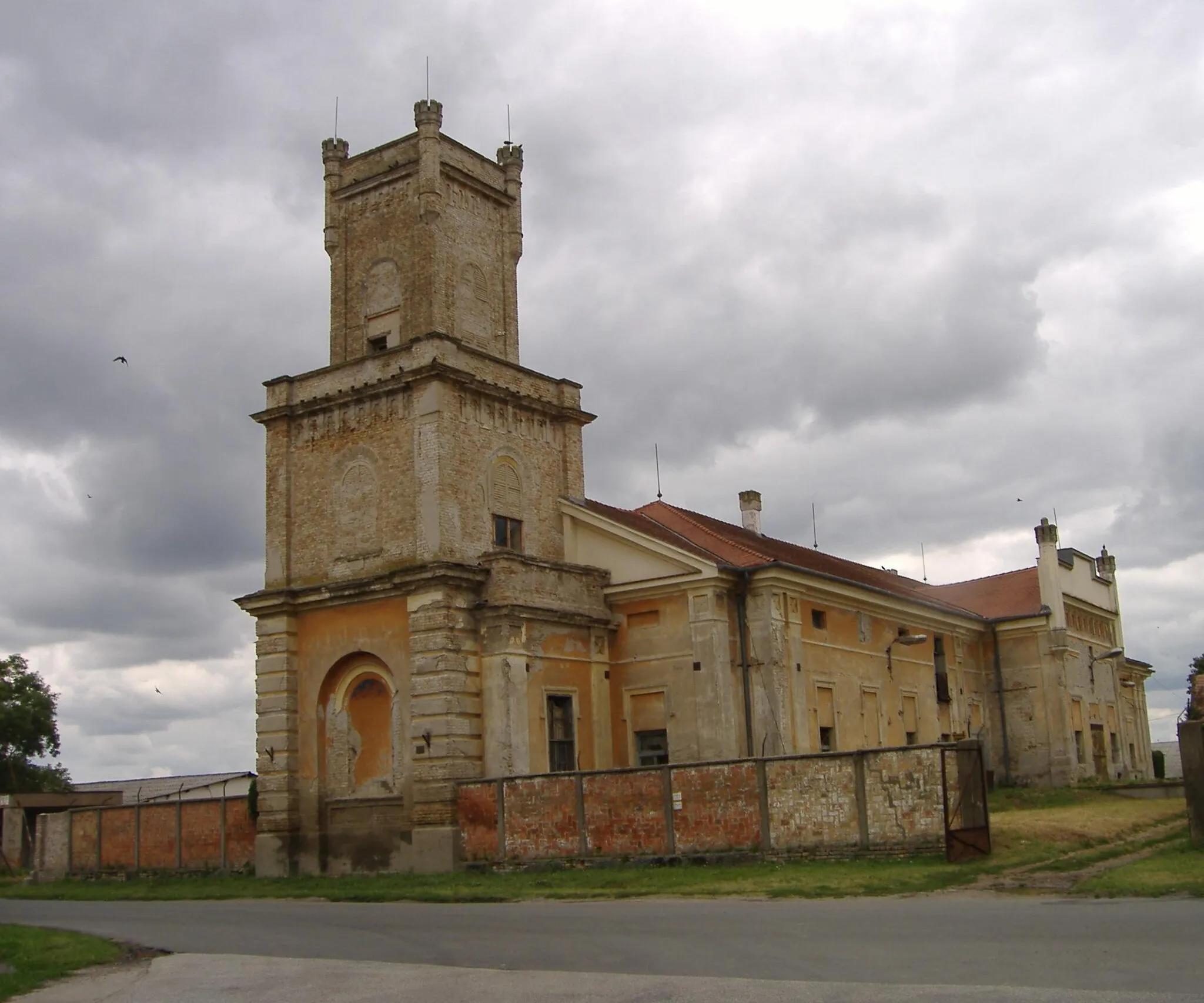 Photo showing: Rónay castle in Kiszombor, Hungary.