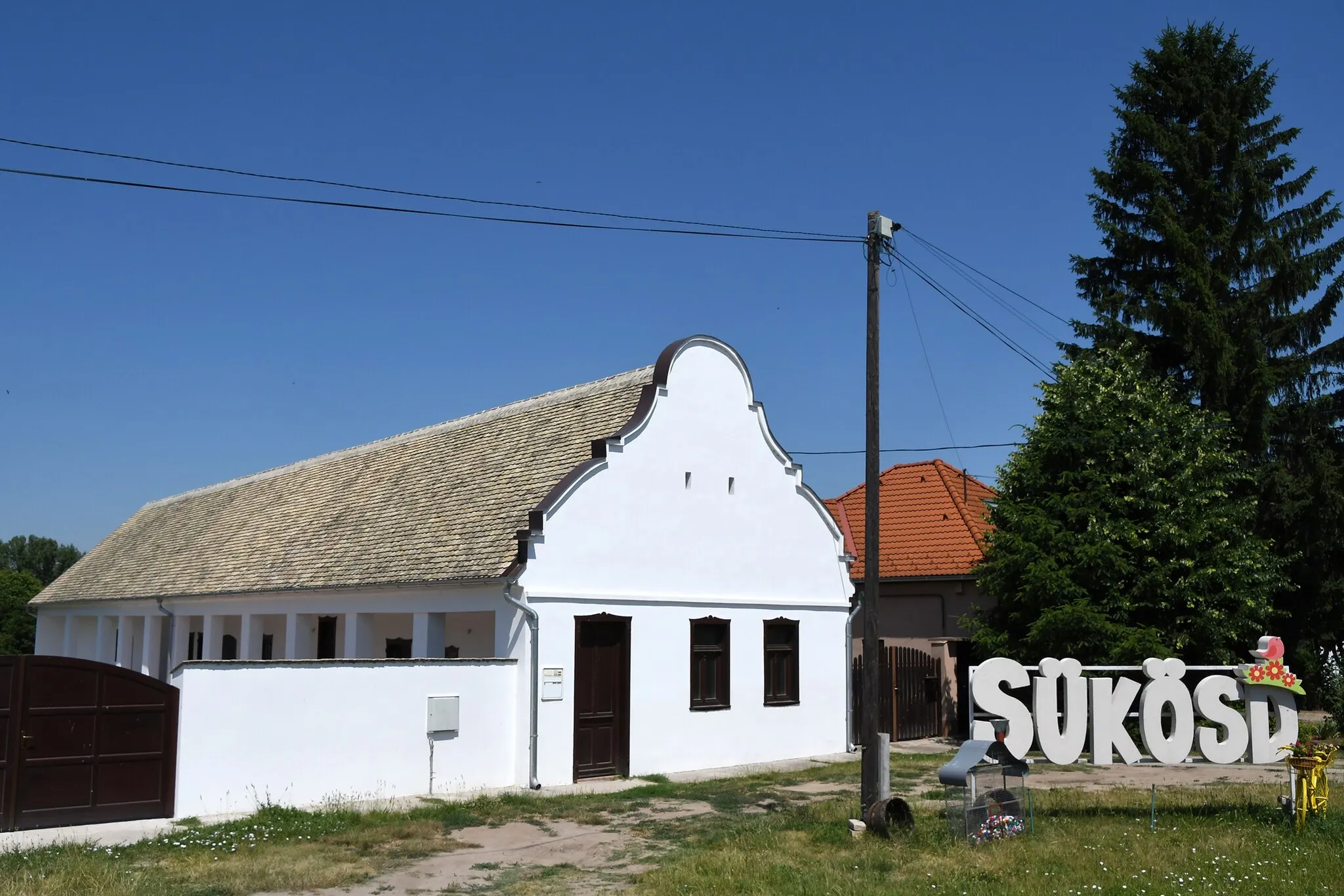 Photo showing: Traditional house in Sükösd, Hungary