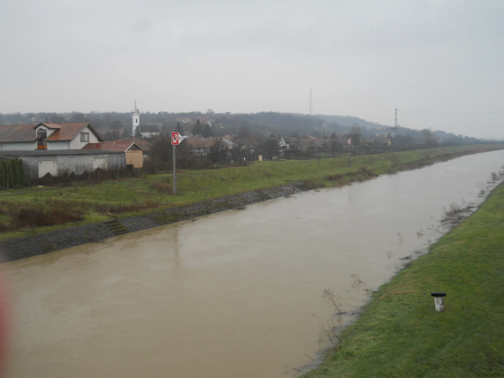 Photo showing: Simontornya - Sió-folyó