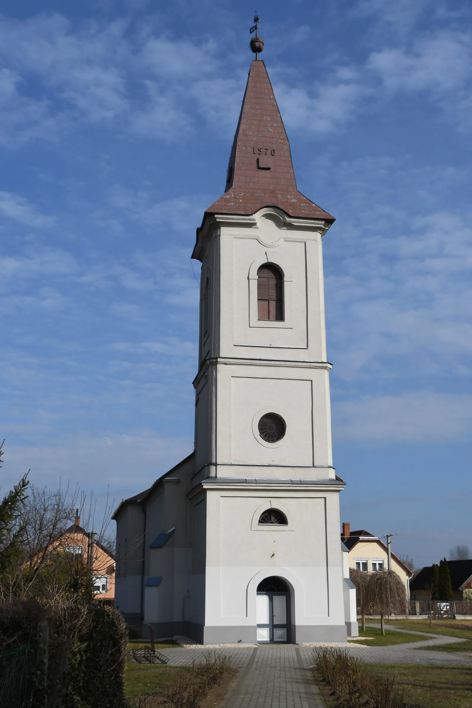 Photo showing: Calvinist church in Apagy, Hungary