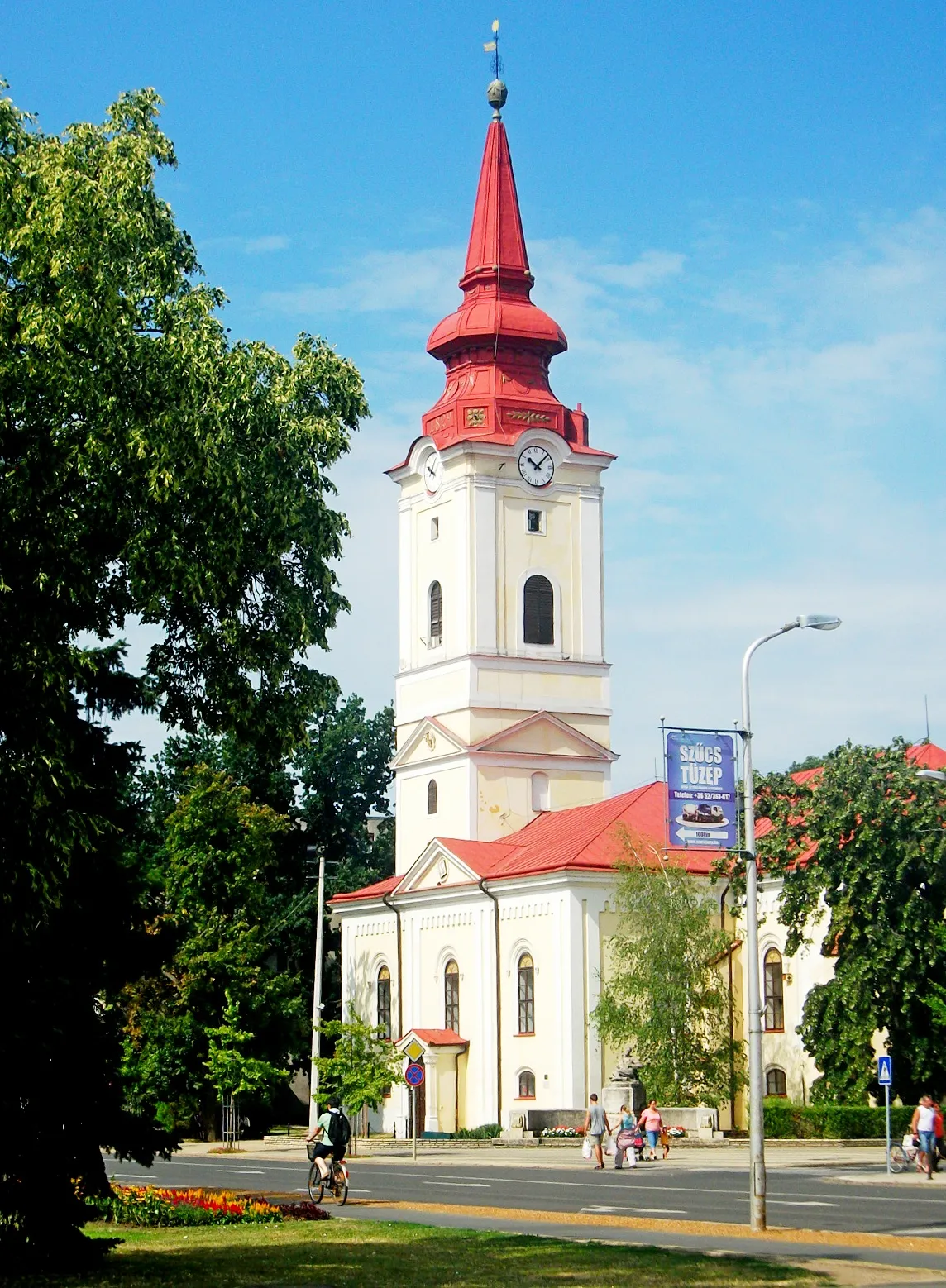 Photo showing: Reformed church in Hajdúszoboszló.