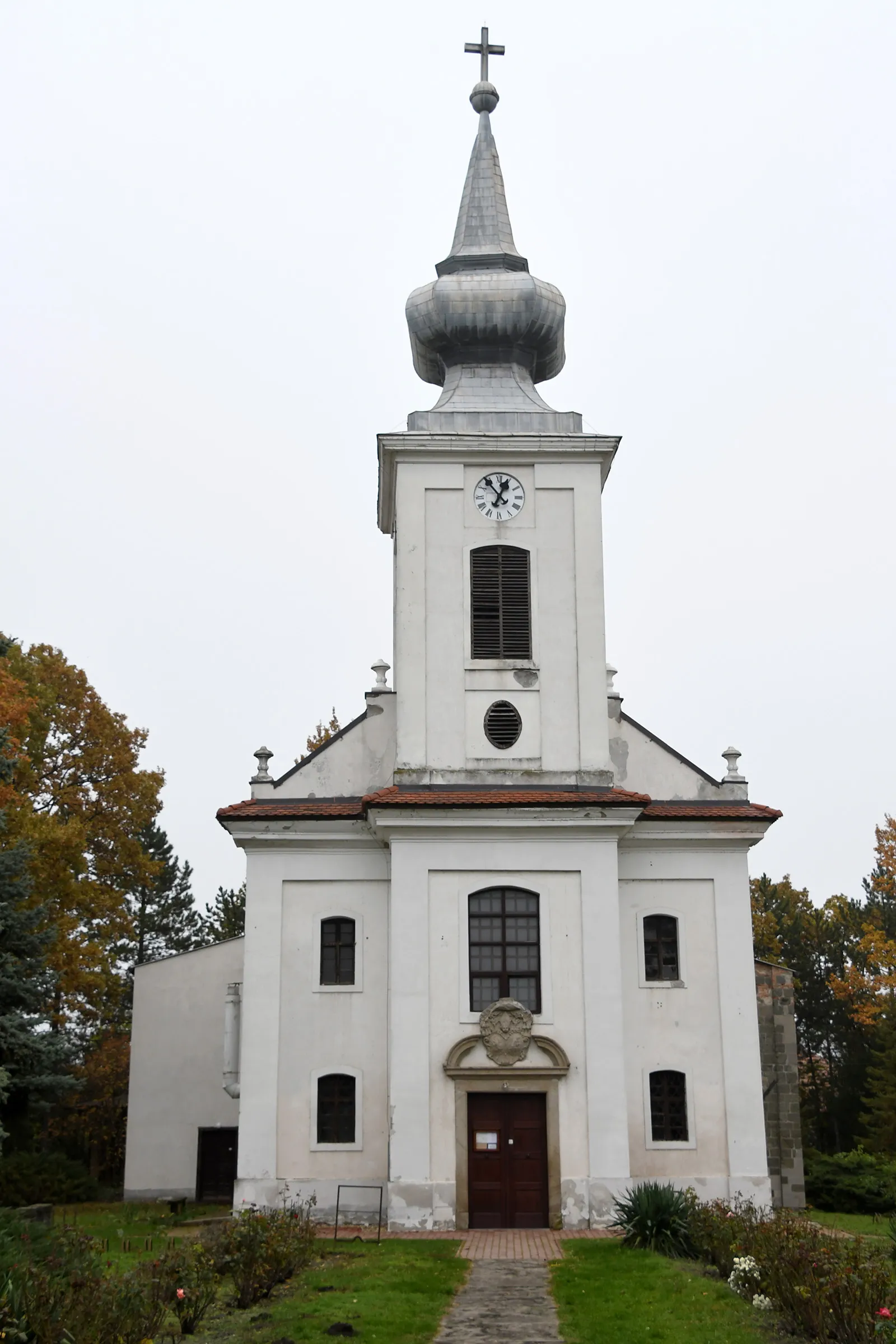 Photo showing: Roman Catholic church in Jánoshida