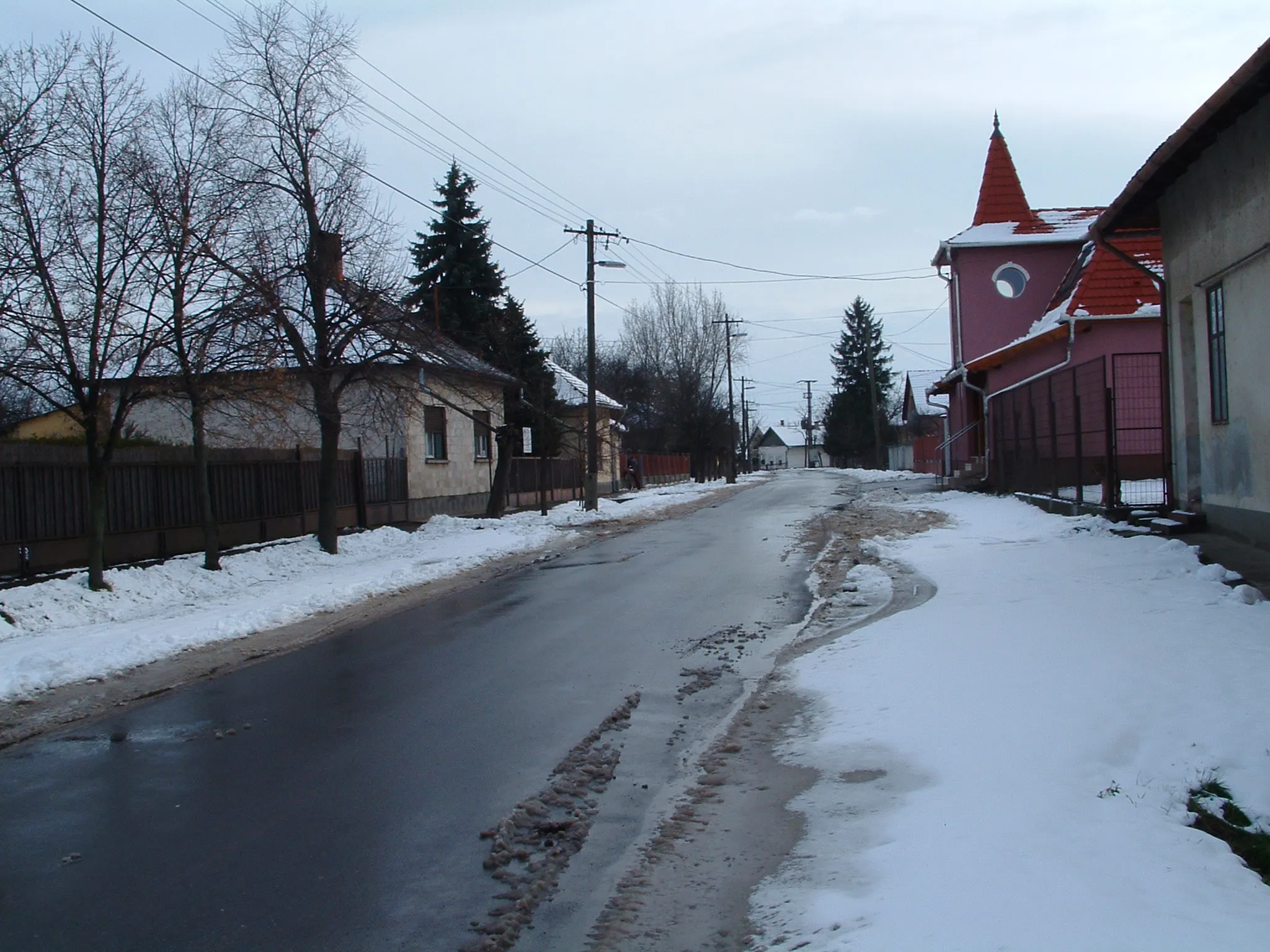 Photo showing: A Sásastó utca (the Sásastó street)