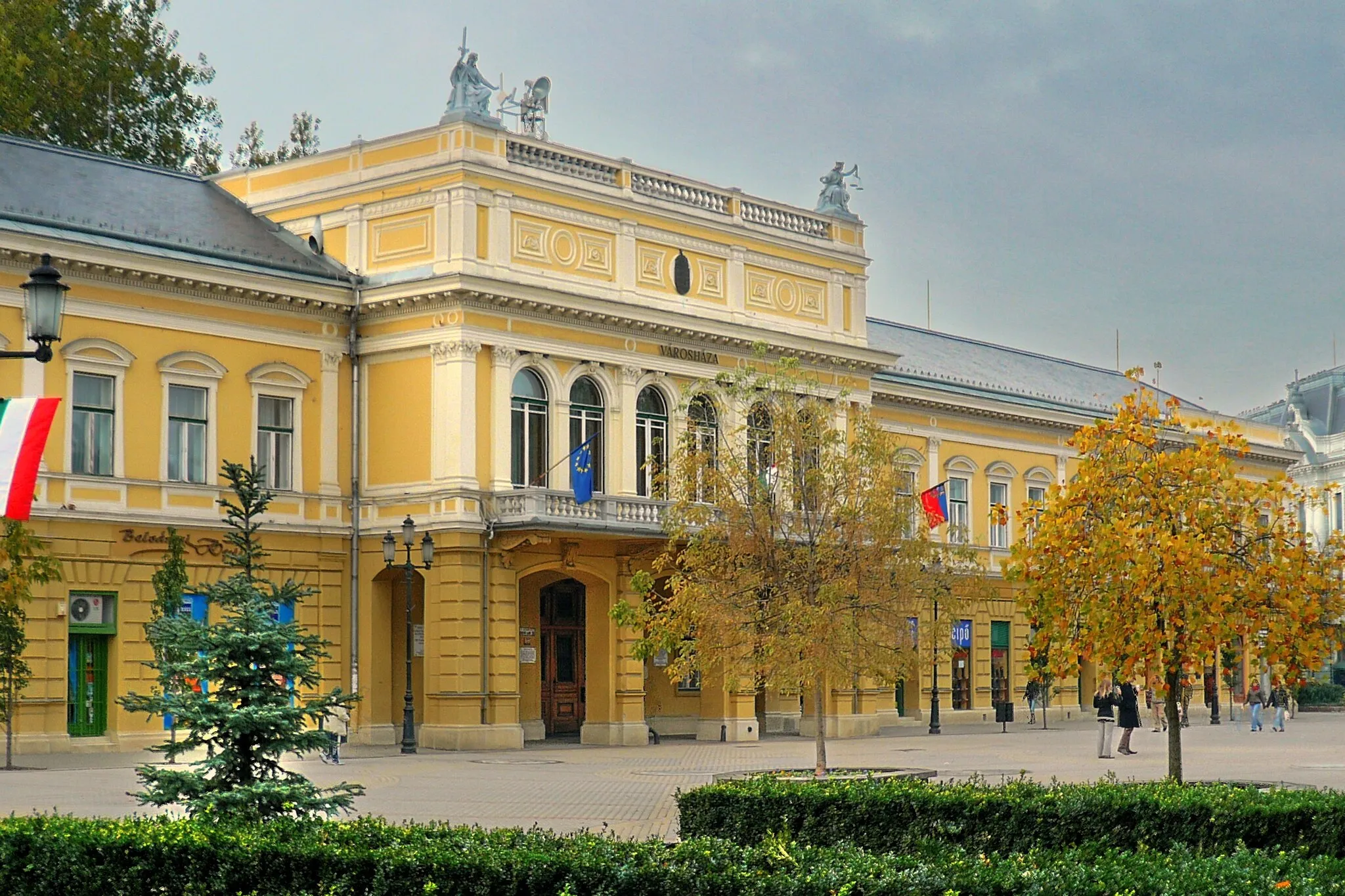 Photo showing: Városháza