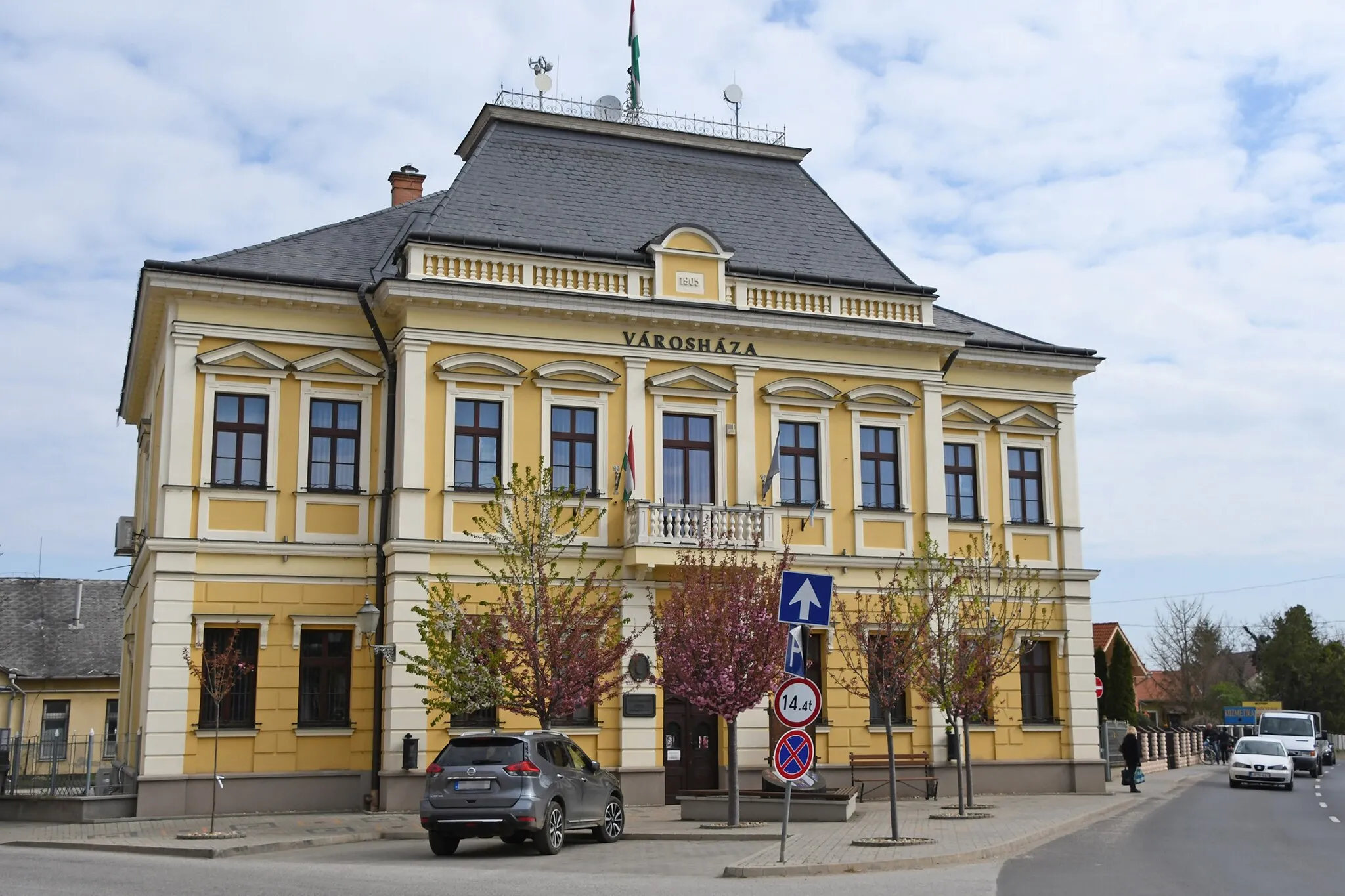 Photo showing: Town Hall (Újfehértó)