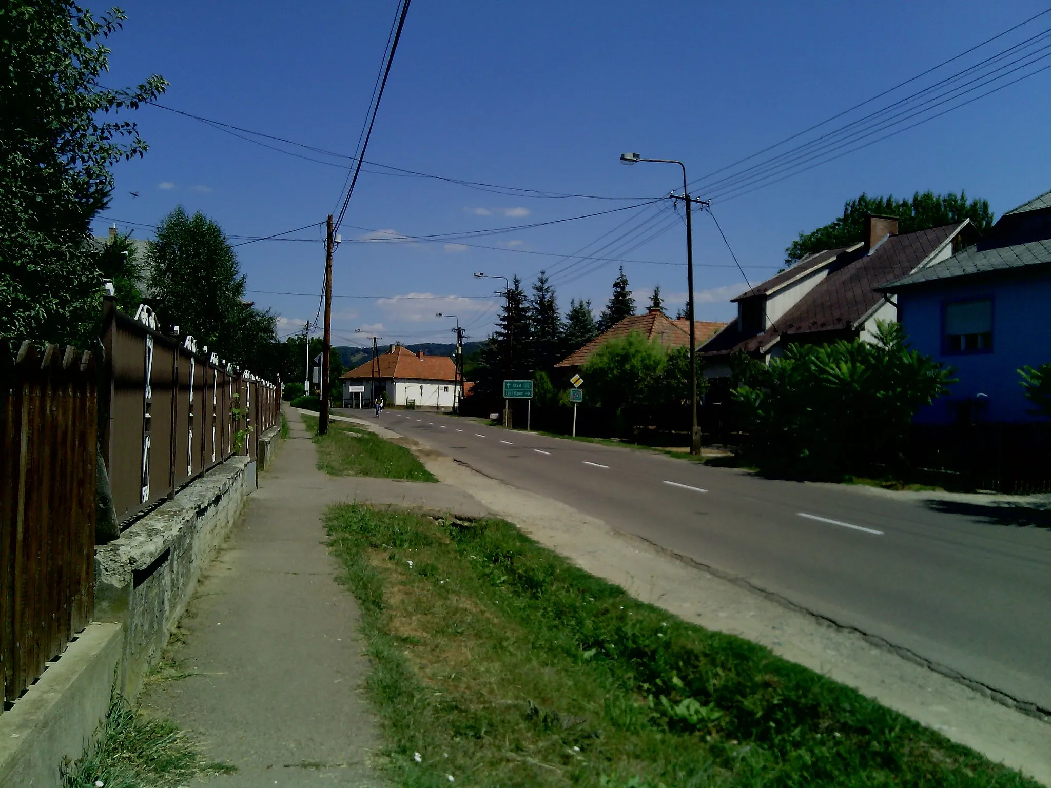 Photo showing: 23-as főút vége Tarnalelesz faluban, Szabadság utcában