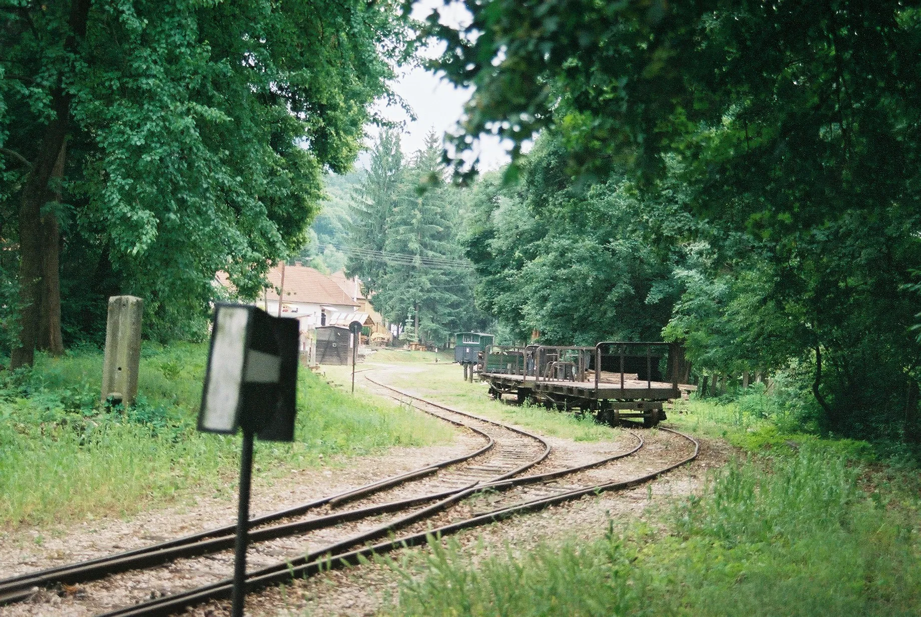 Photo showing: Waldbahn Felsötarkany, Betriebsgelände