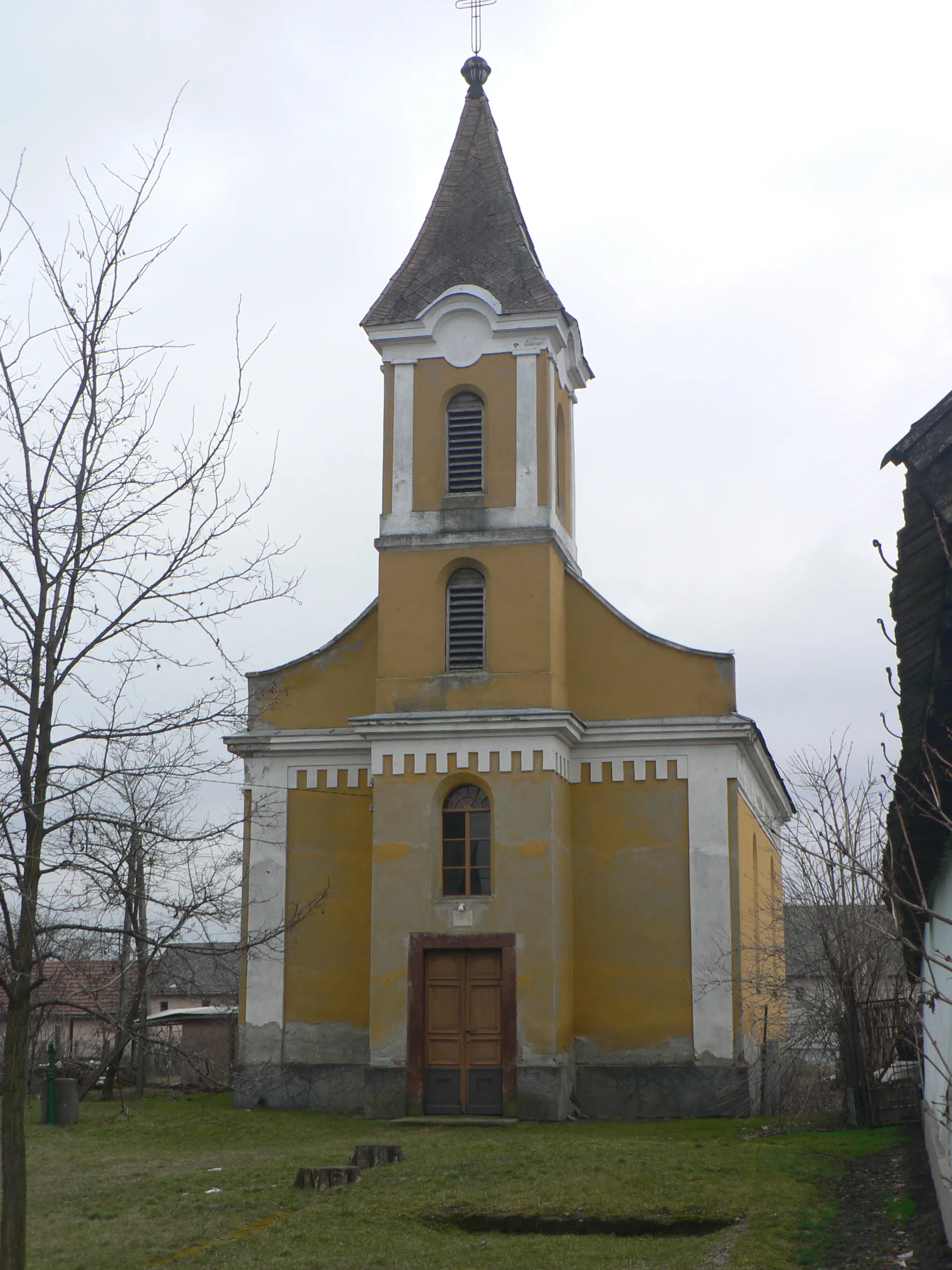 Photo showing: A herédi evangélikus templom