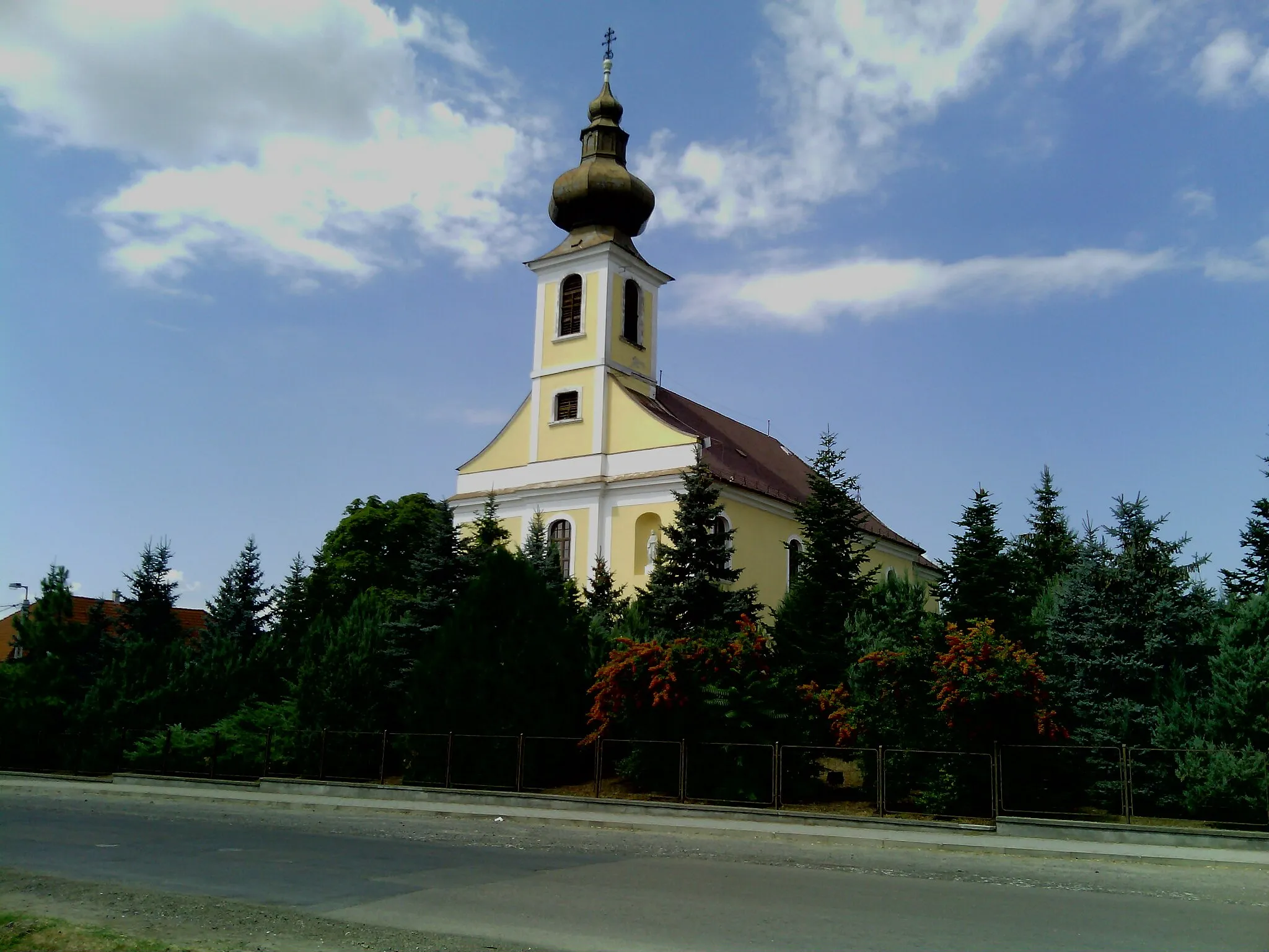 Photo showing: Saints Petr and Paul Church in Kál, Hungary