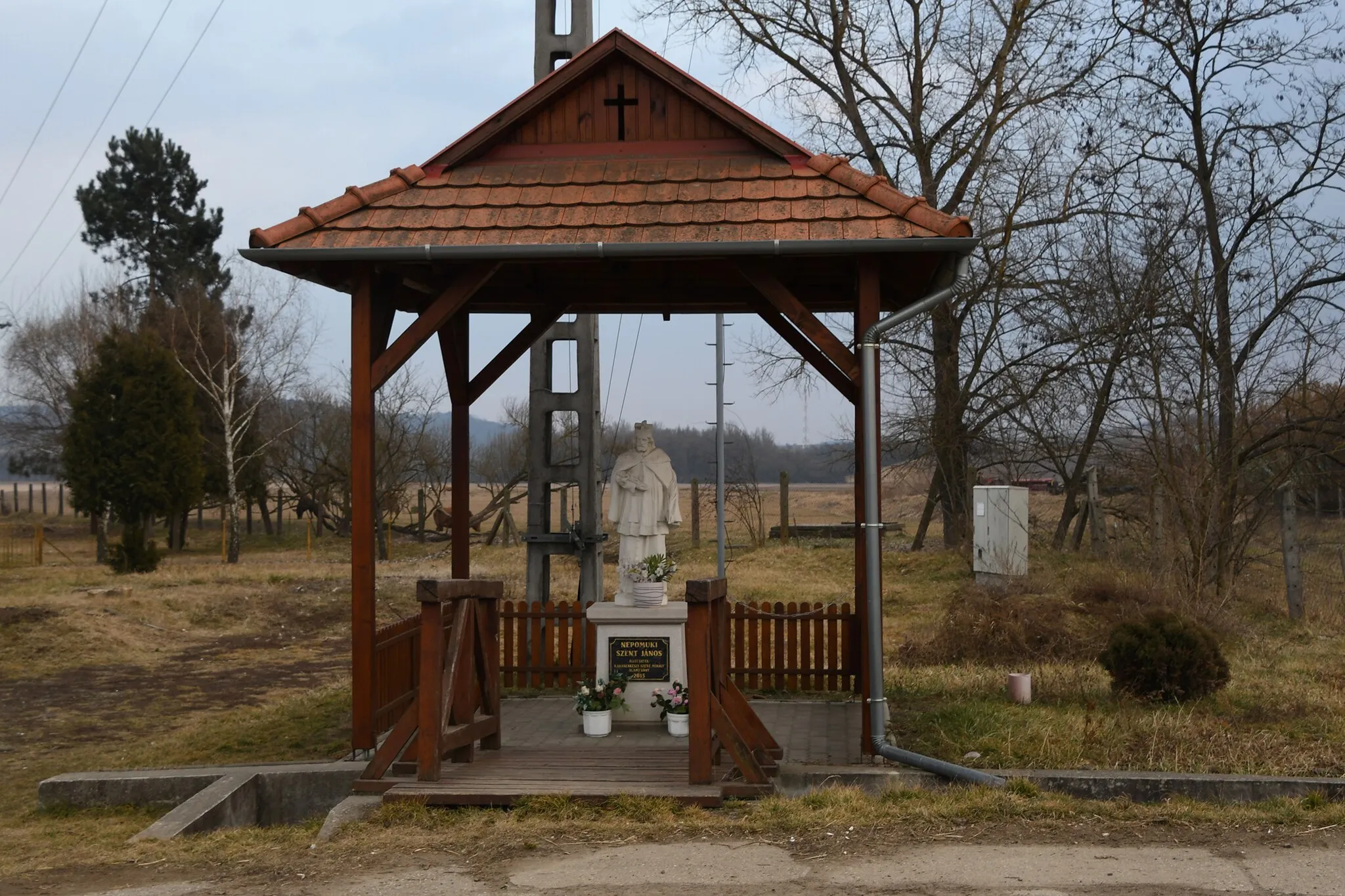 Photo showing: Statue of Saint John of Nepomuk in Karancskeszi, Hungary