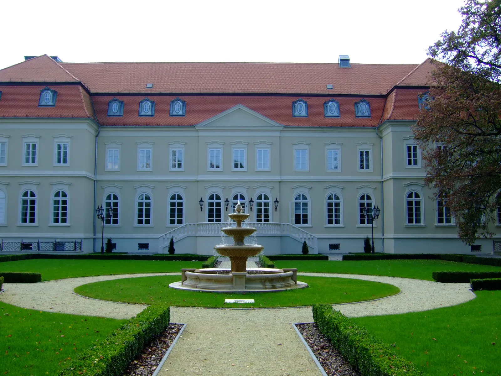 Photo showing: Erdődy-Pallavicini kastély (Szilvásvárad, Park u.)