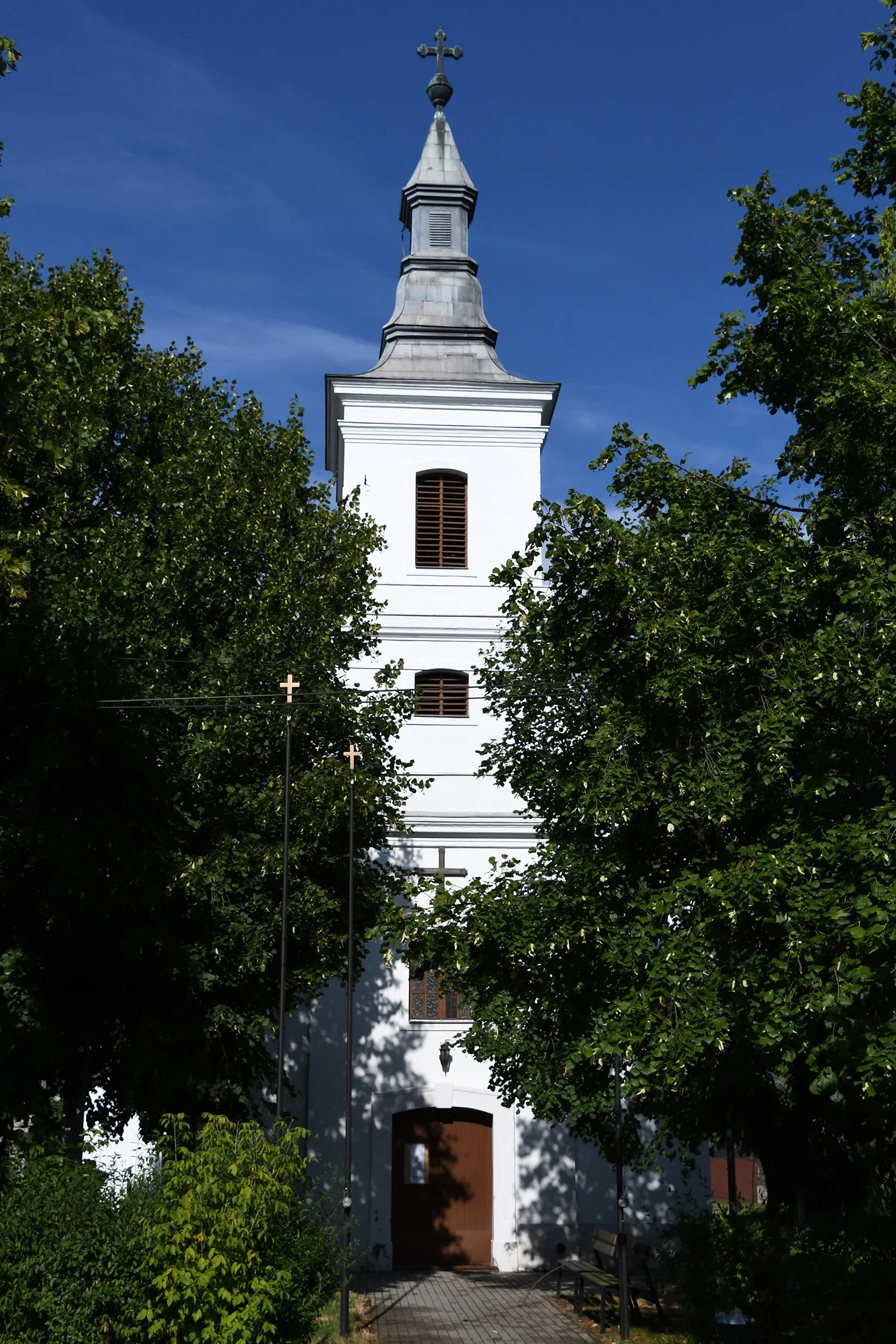 Photo showing: Roman Catholic church in Zagyvaszántó, Hungary