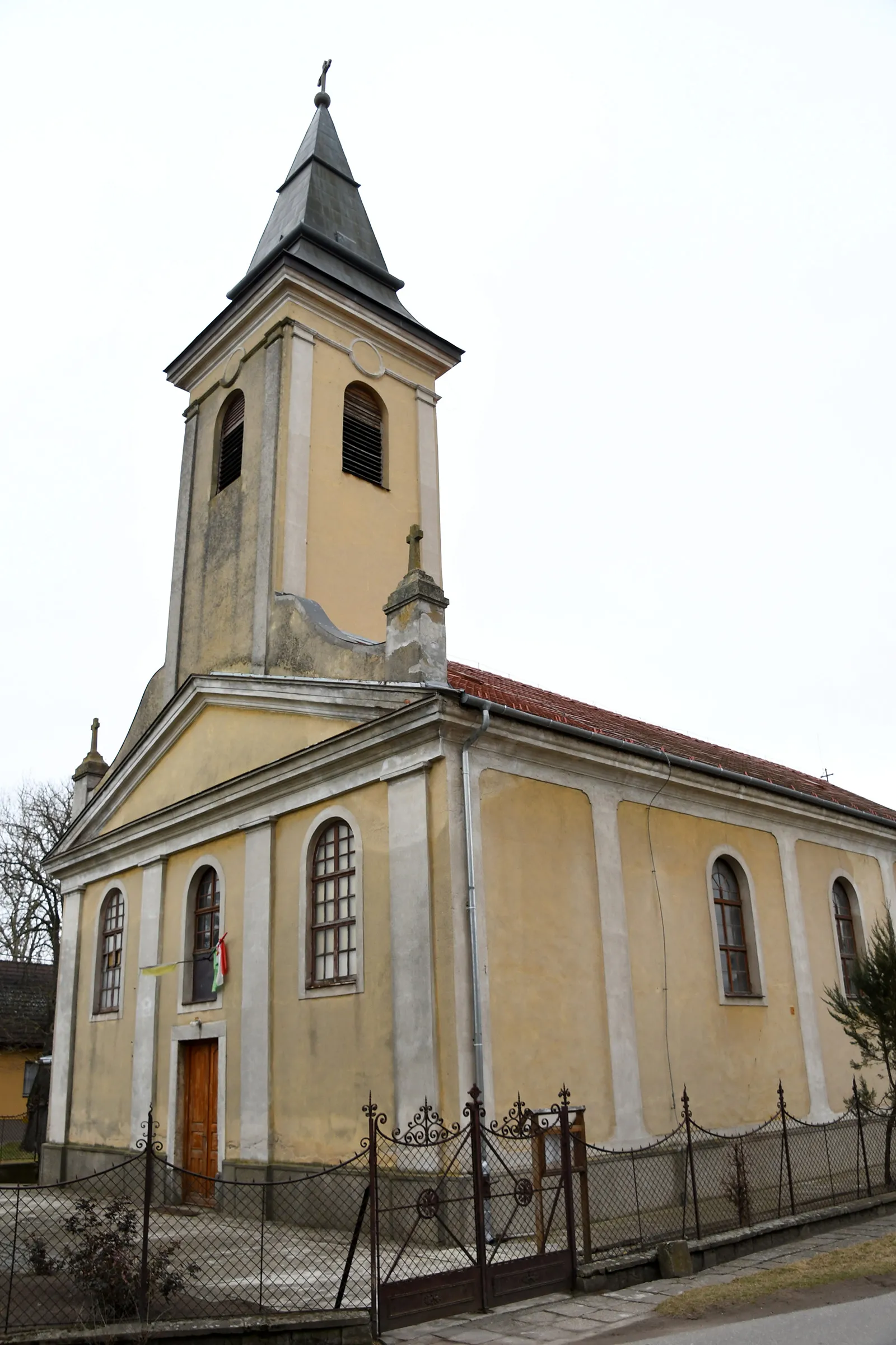 Photo showing: Saint Emeric church (Alap)