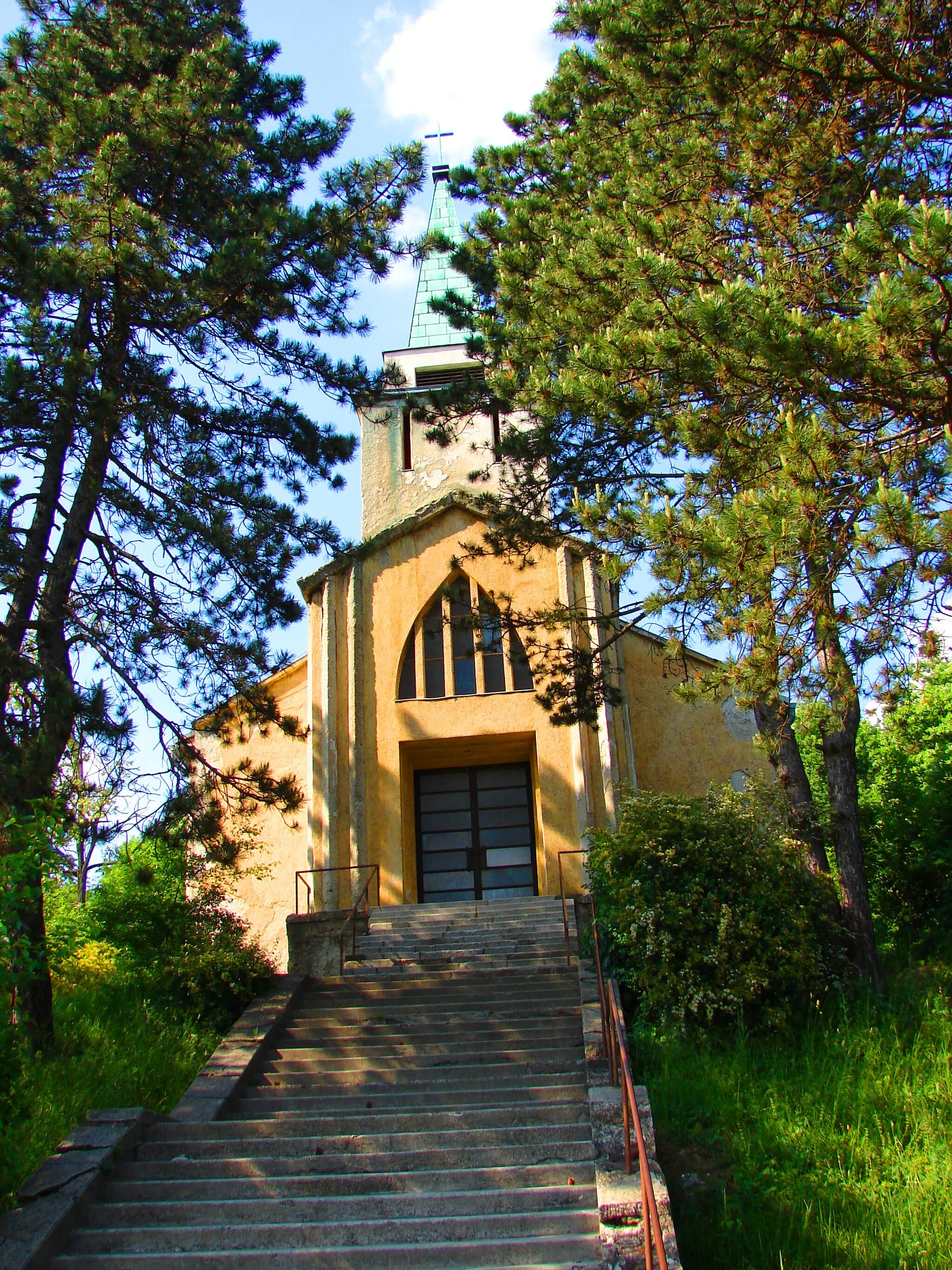 Photo showing: Szent Borbála templom, Csolnok (Komárom-Esztergom megye)