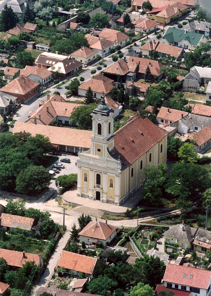 Photo showing: Nagyboldogasszony római katolikus templom, Ercsiben