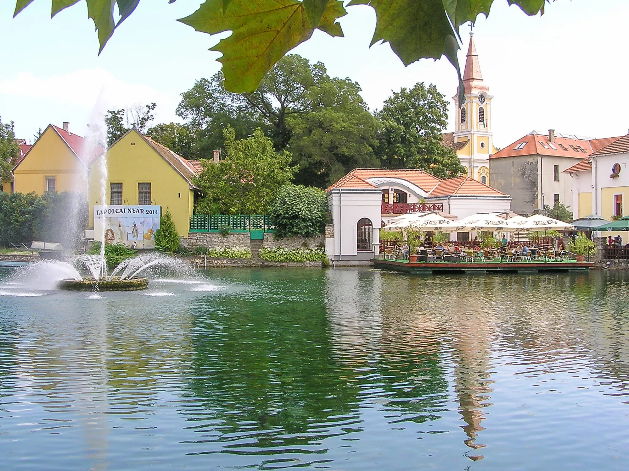 Photo showing: Mühlenteich in Tapolca, Ungarn.