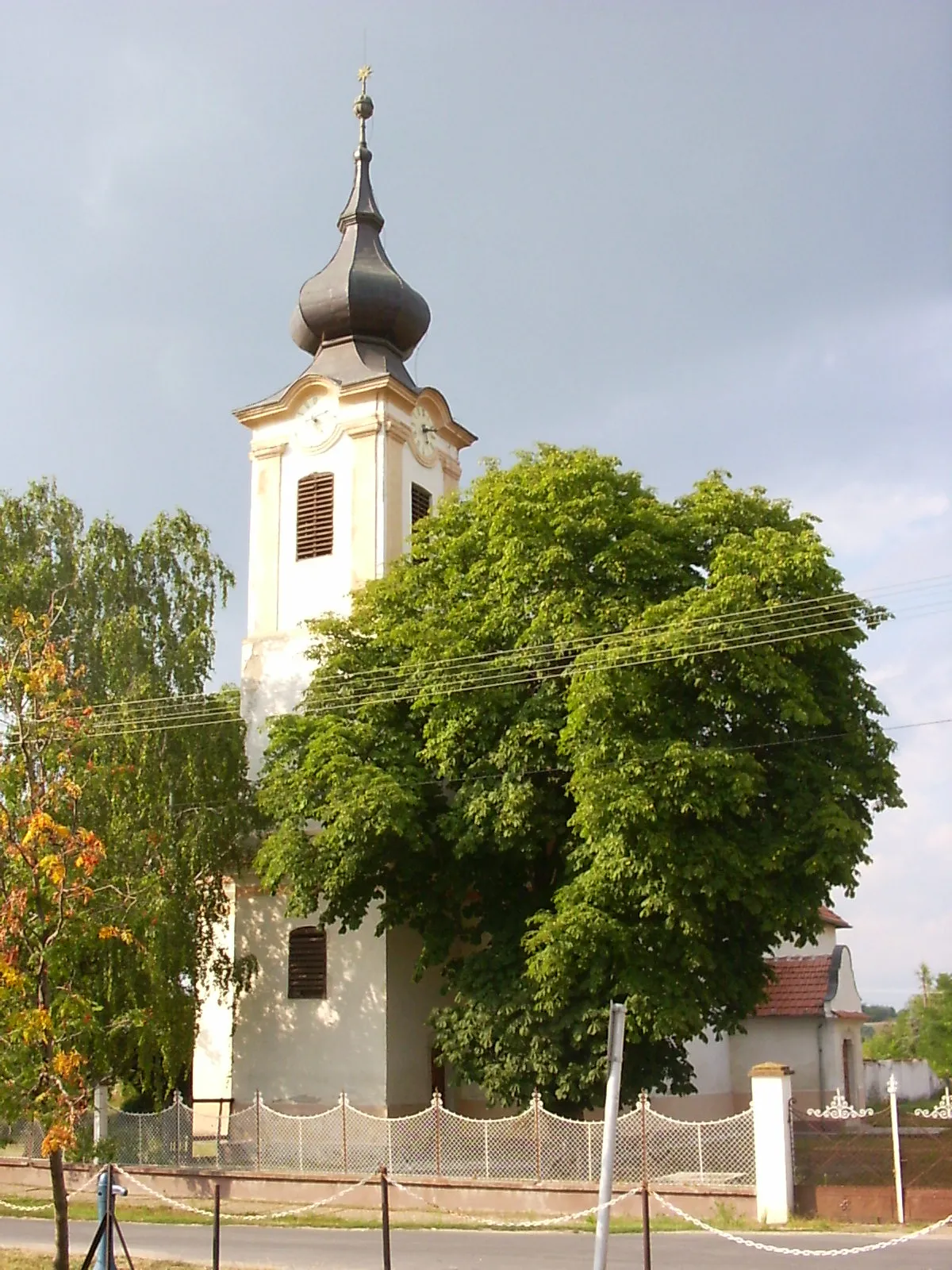 Photo showing: Bőny, reformed church