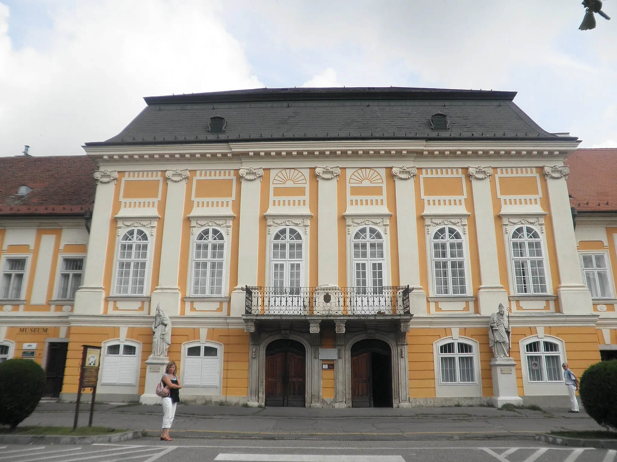 Photo showing: Premonstratensian abbey, Csorna, Hungary