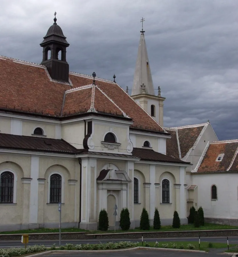 Photo showing: Szent Miklós Katolikus templom (középkori eredetű, barokk, 1725) azonosító: 4126, törzsszám: 3635 - Fertőszentmiklóson, Győr-Moson-Sopron megye
