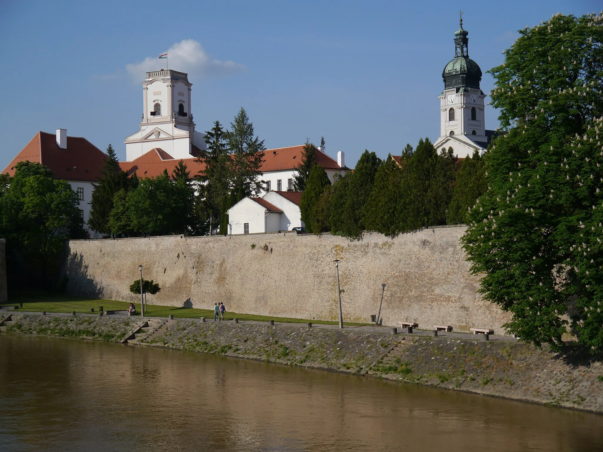 Photo showing: Riverside of the Rába, Györ, Western Hungary