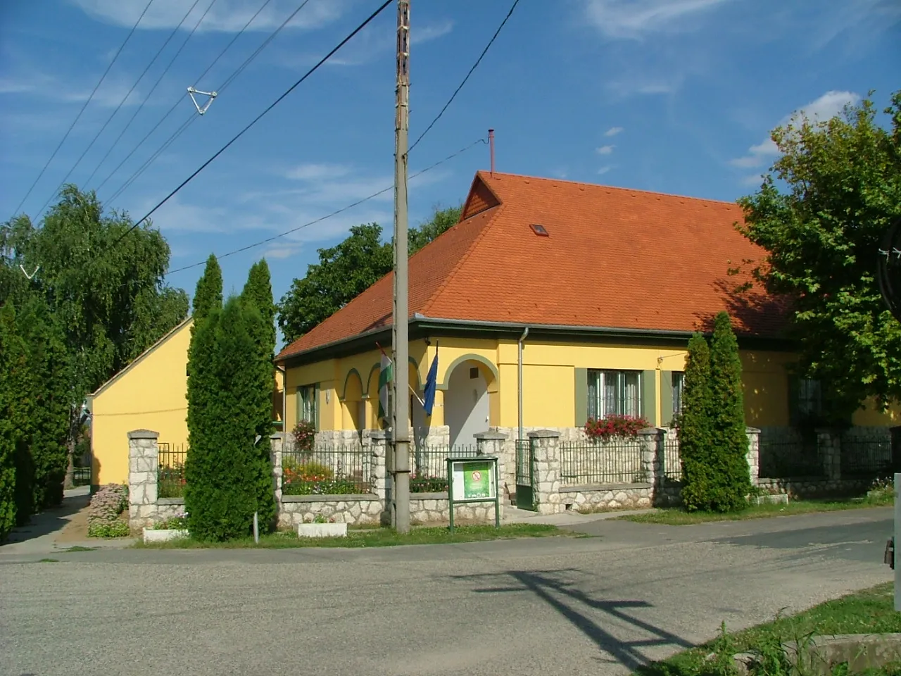 Photo showing: A győrszemerei községháza