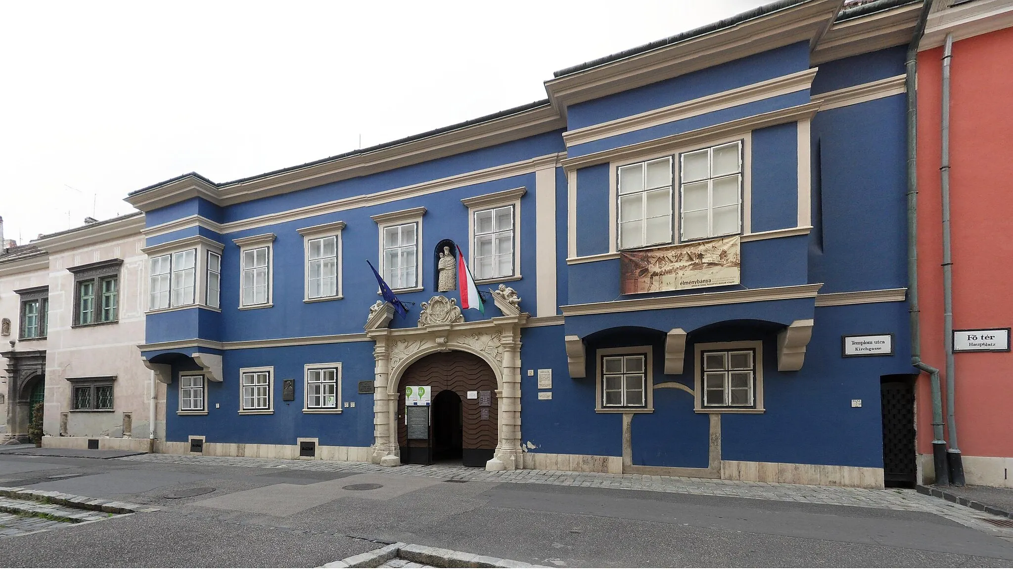 Photo showing: Esterházy-palota Sopron Templom utca