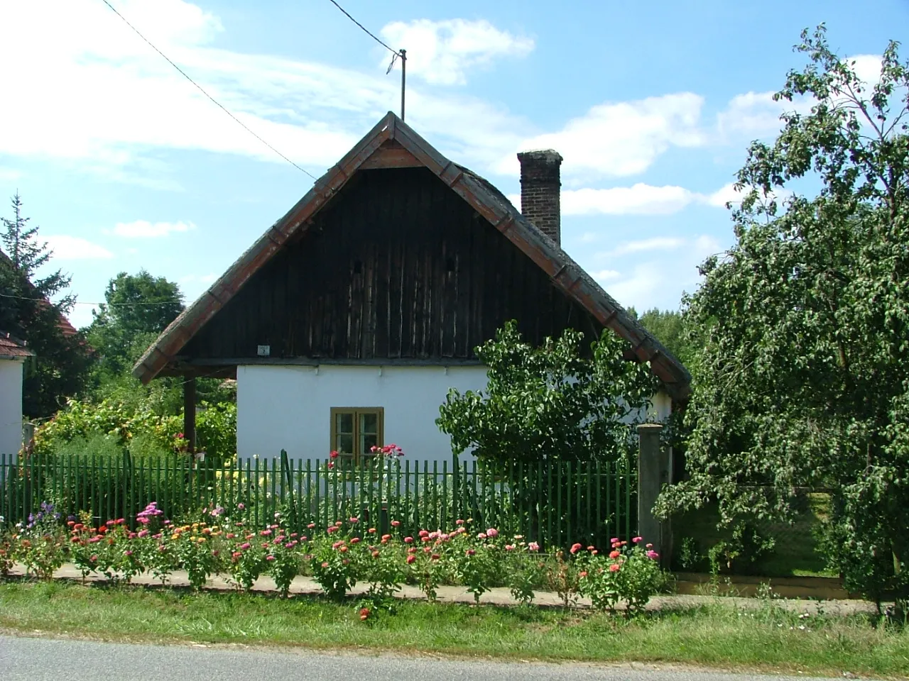 Photo showing: Tét, old house in Szentkút