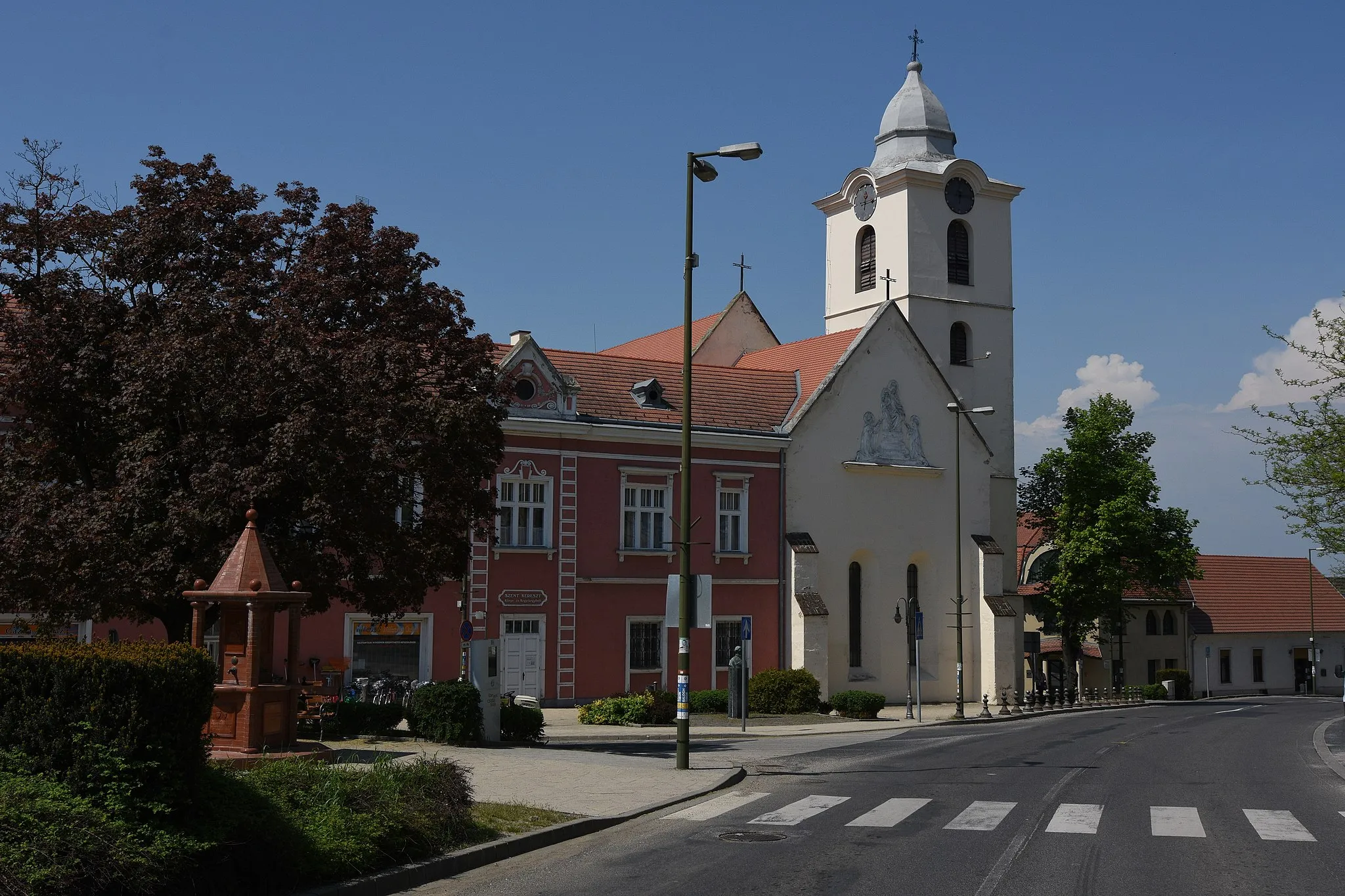 Photo showing: Holy Cross church in Vasvár Templon