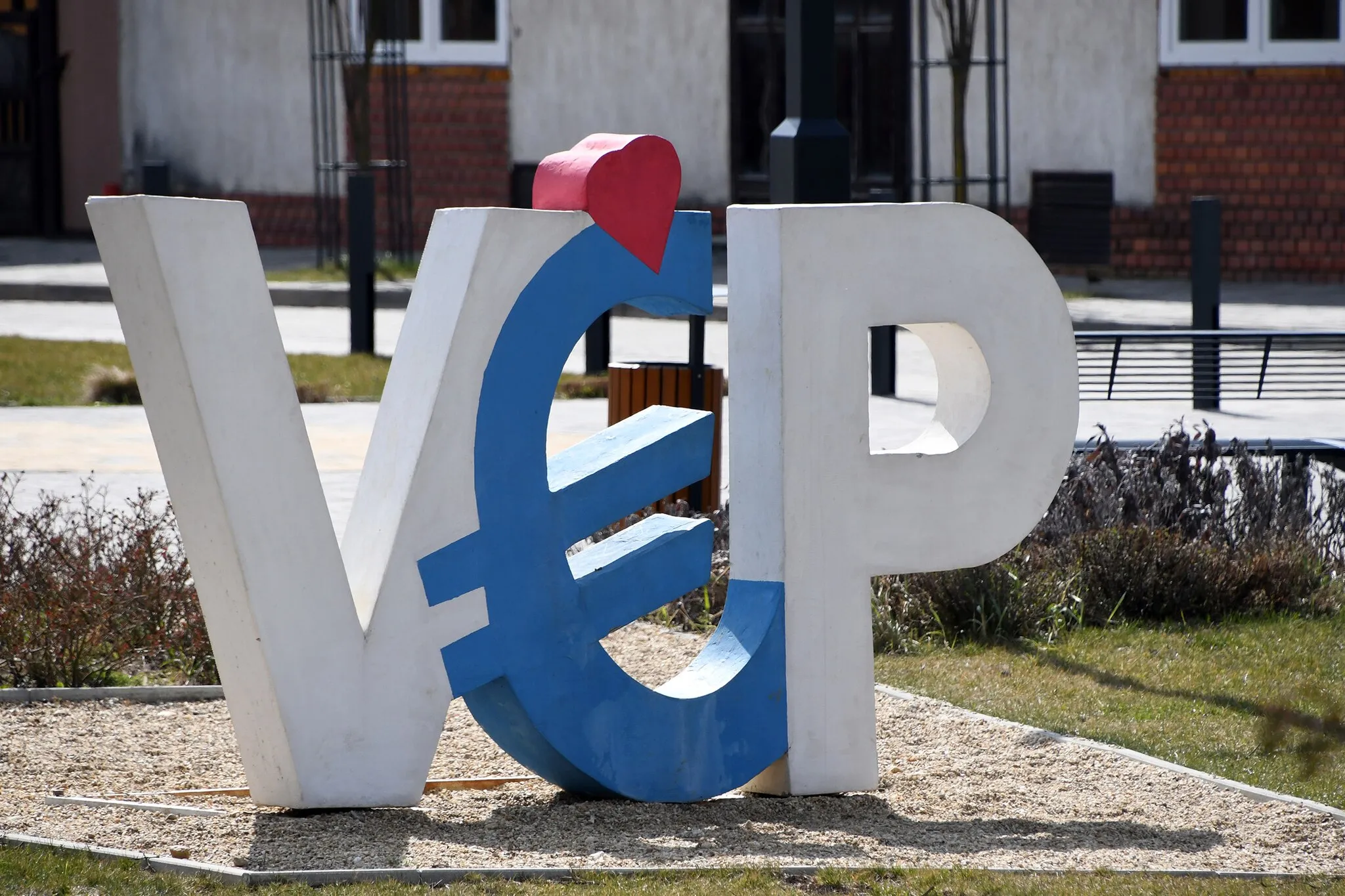 Photo showing: Place name sign in Vép, Hungary