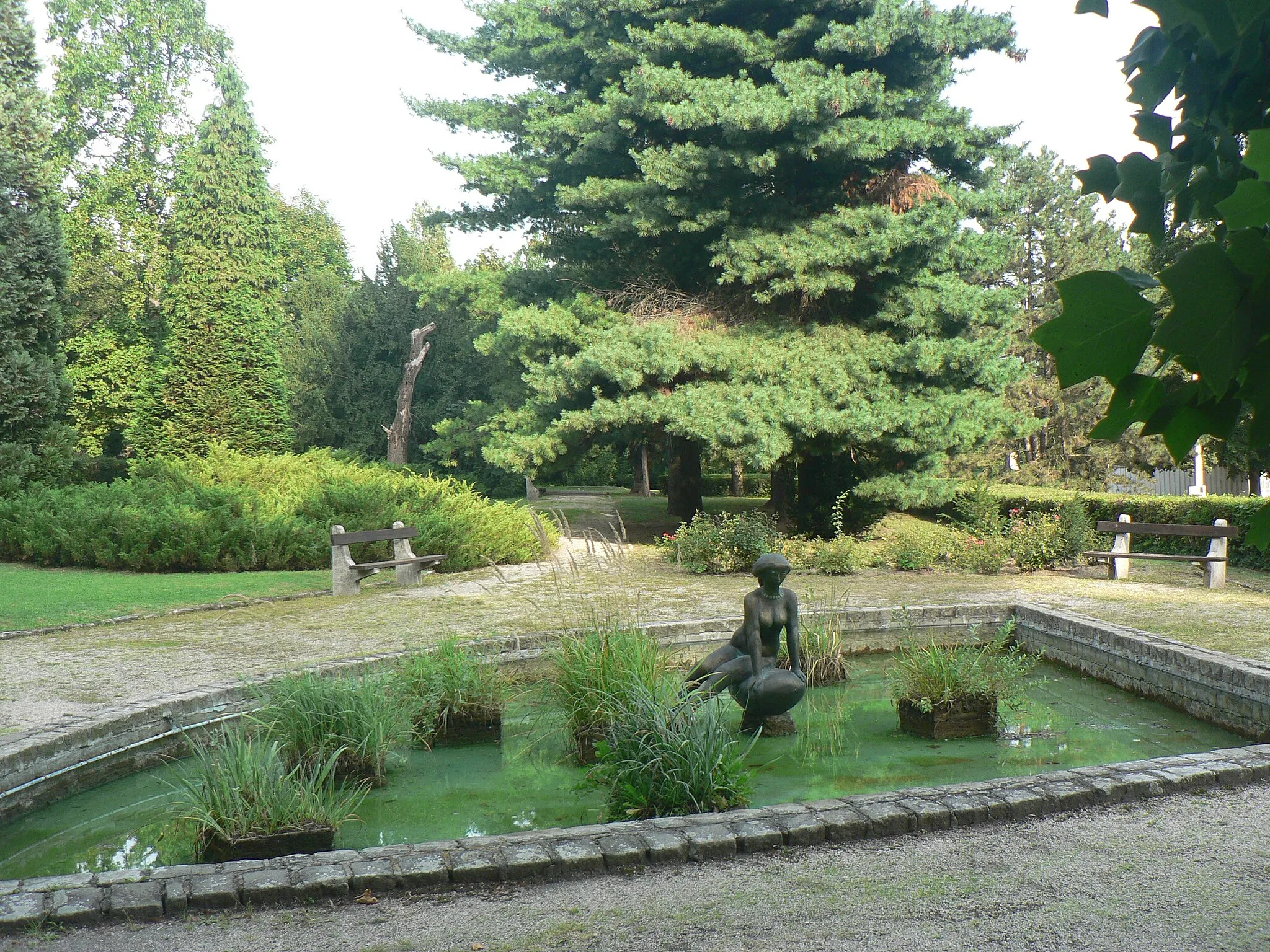 Photo showing: Leányfalu. Az árpádházi Szent Erzsébet park