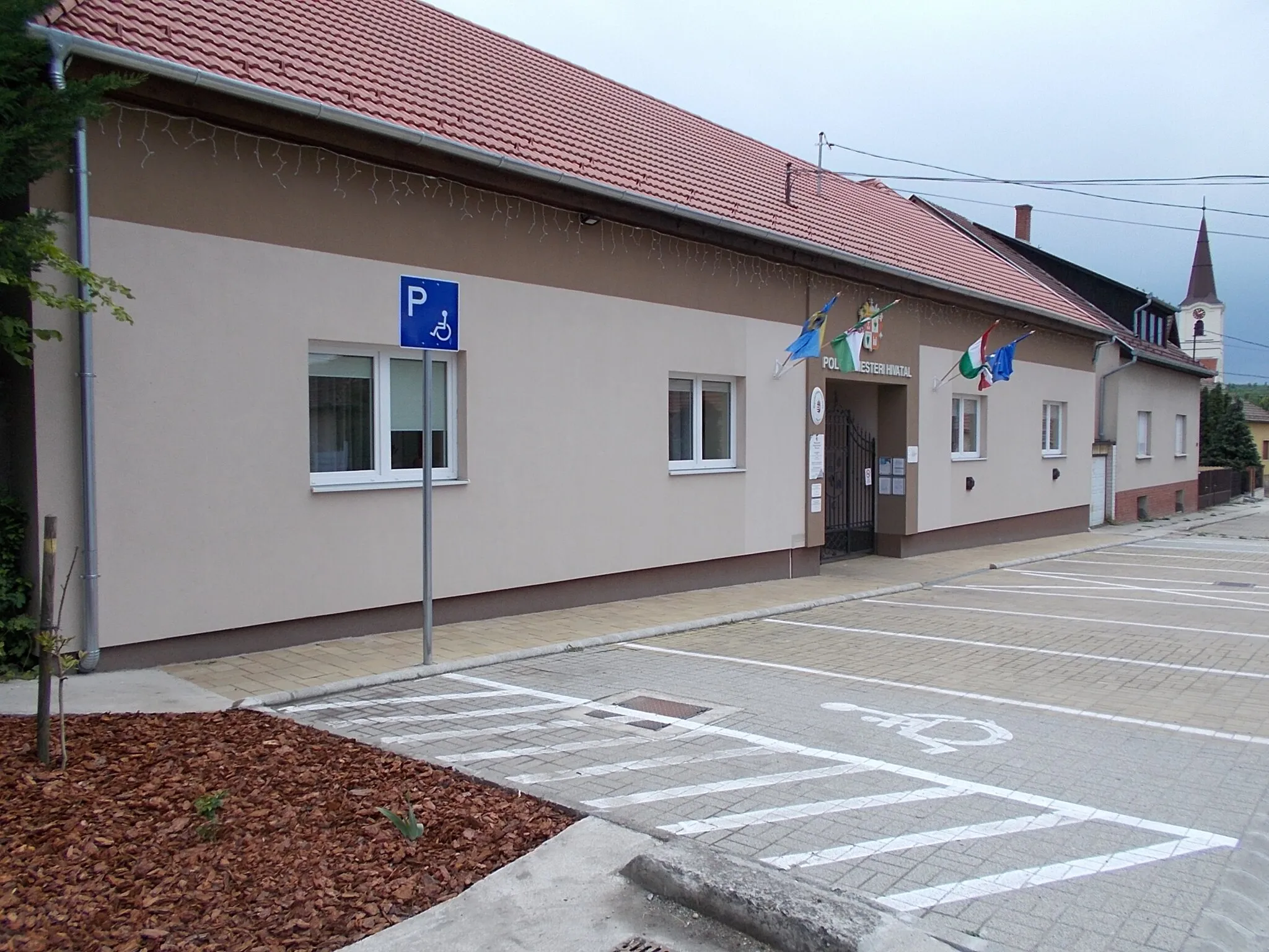 Photo showing: : Village hall - 40 Dózsa György Road, Mogyoród, Pest County, Hungary.