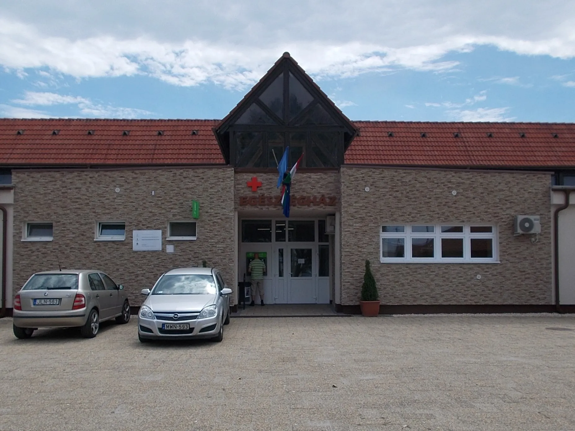 Photo showing: : ~Health House. District? doctor's office.- 71 Szabadkai utca, Szigethalom, Pest County, Hungary