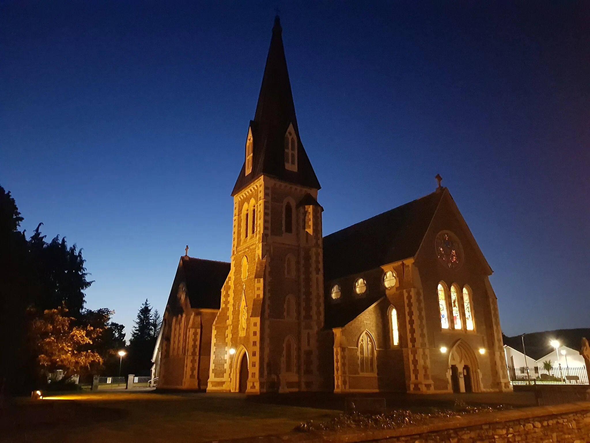 Photo showing: Holy Cross Church, Kenmare, Co. Kerry